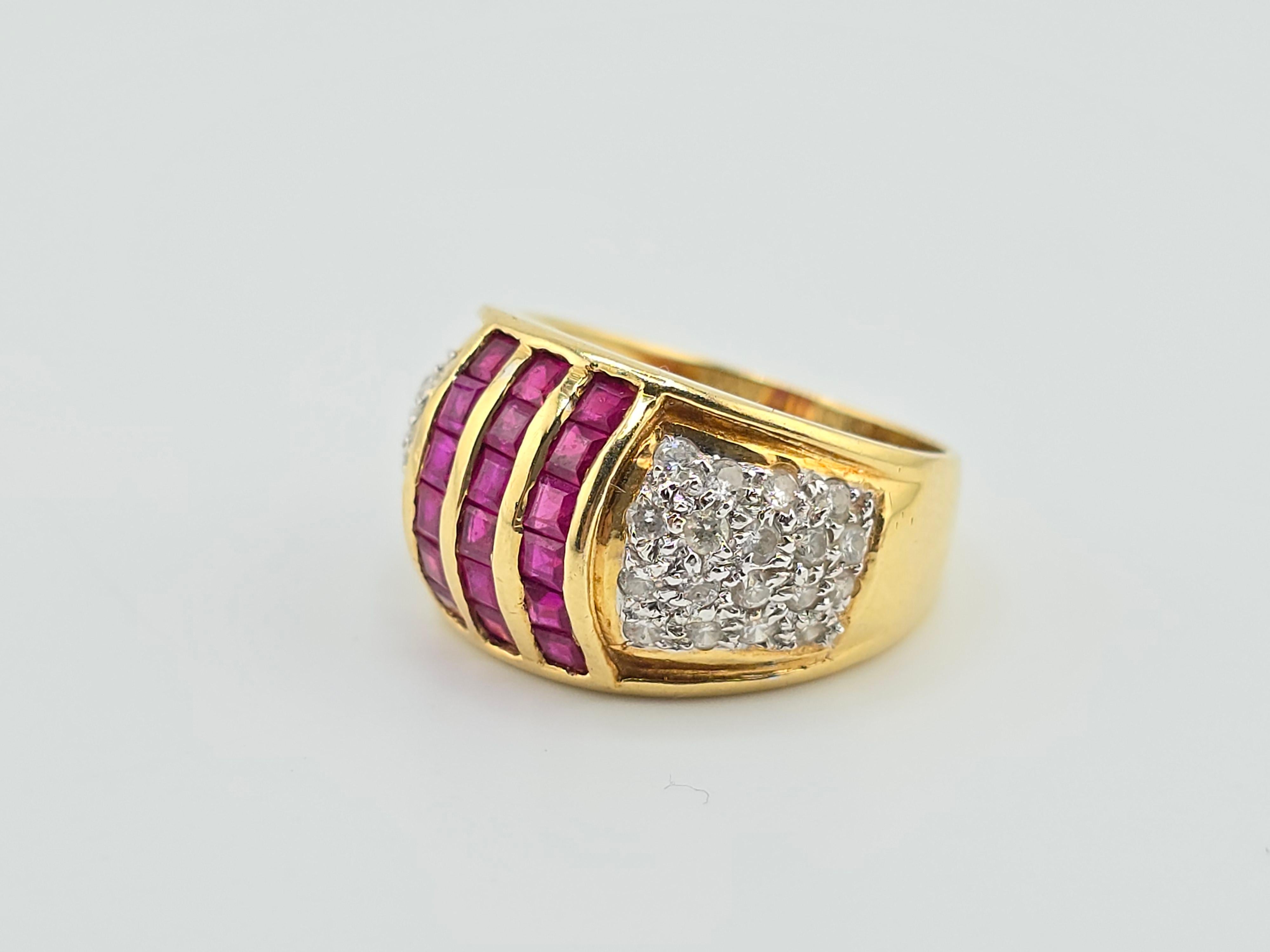 Square Cut Unique Vintage Ruby & Diamond 18K Yellow Gold Ring 8.05 Grams For Sale