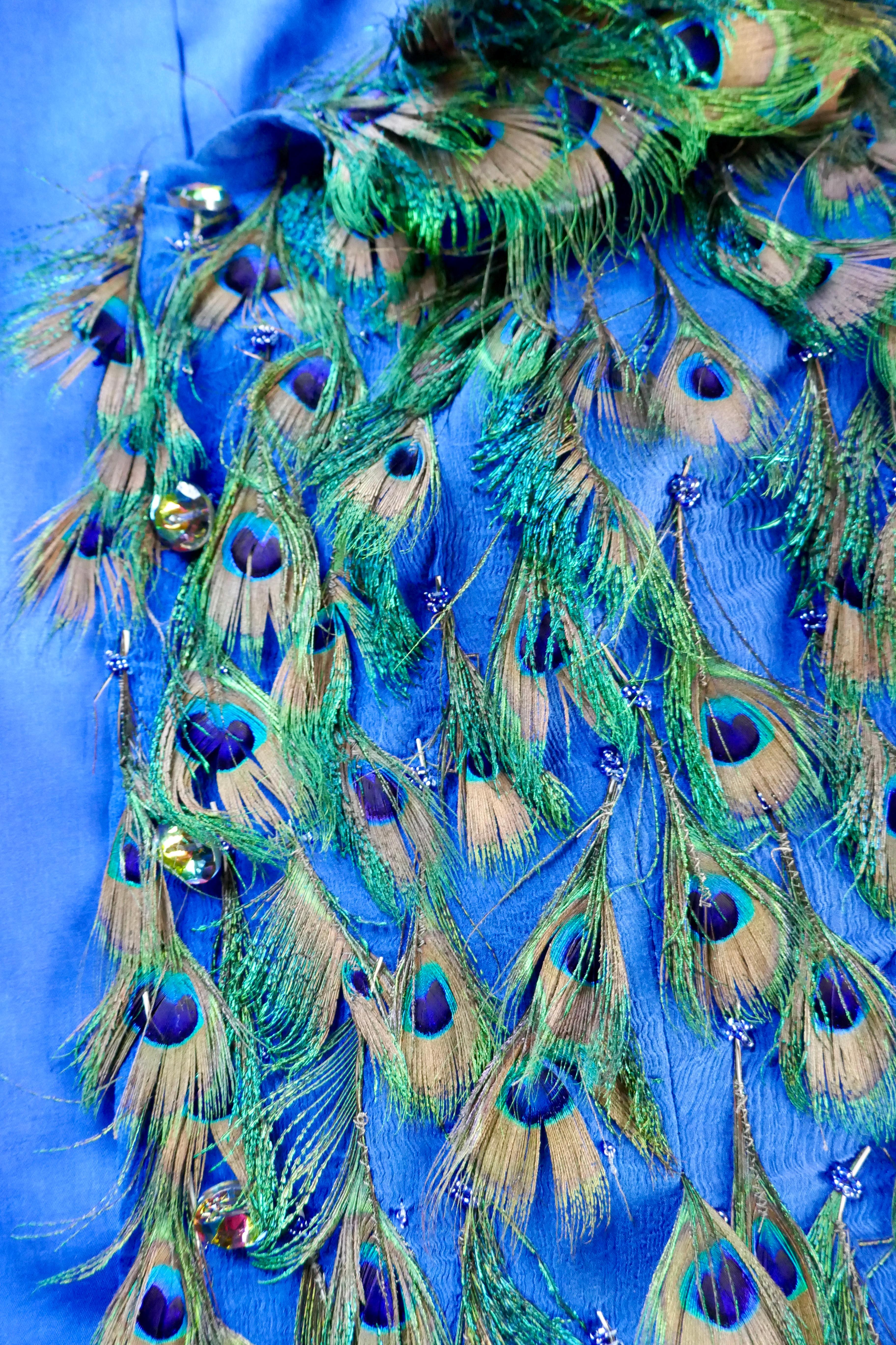 Veste de soirée unique en soie décorée de plumes par Liz Mairaux, 2008 en vente 6
