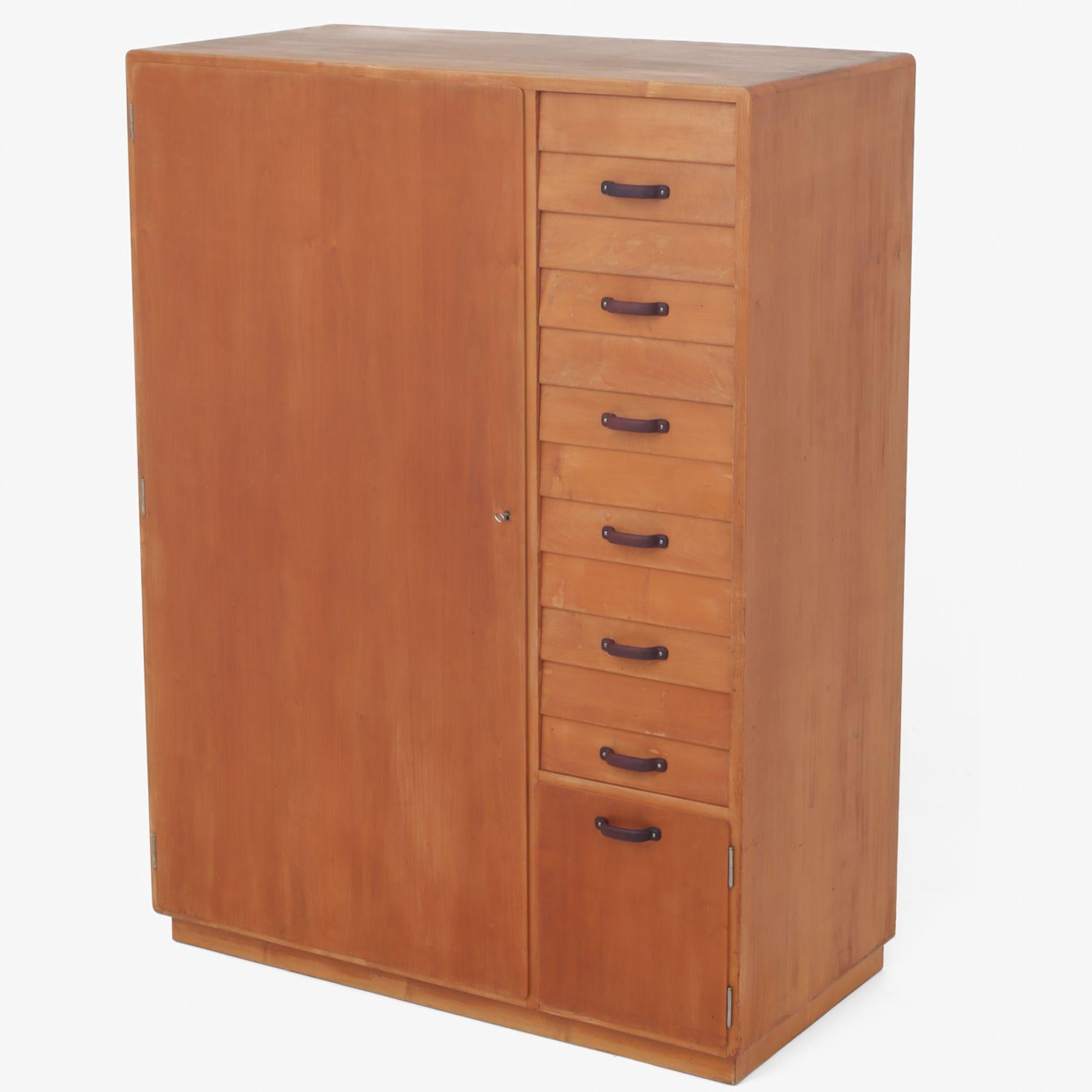 Einzigartiger Kleiderschrank aus Ahornholz von Tove Kindt Larsen aus dem Jahr 1937 im Angebot 3