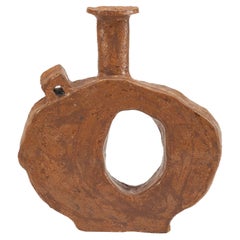 Jarrón grande único de cerámica marrón cálida con cuerpo de gran abertura by Willem Van Hooff
