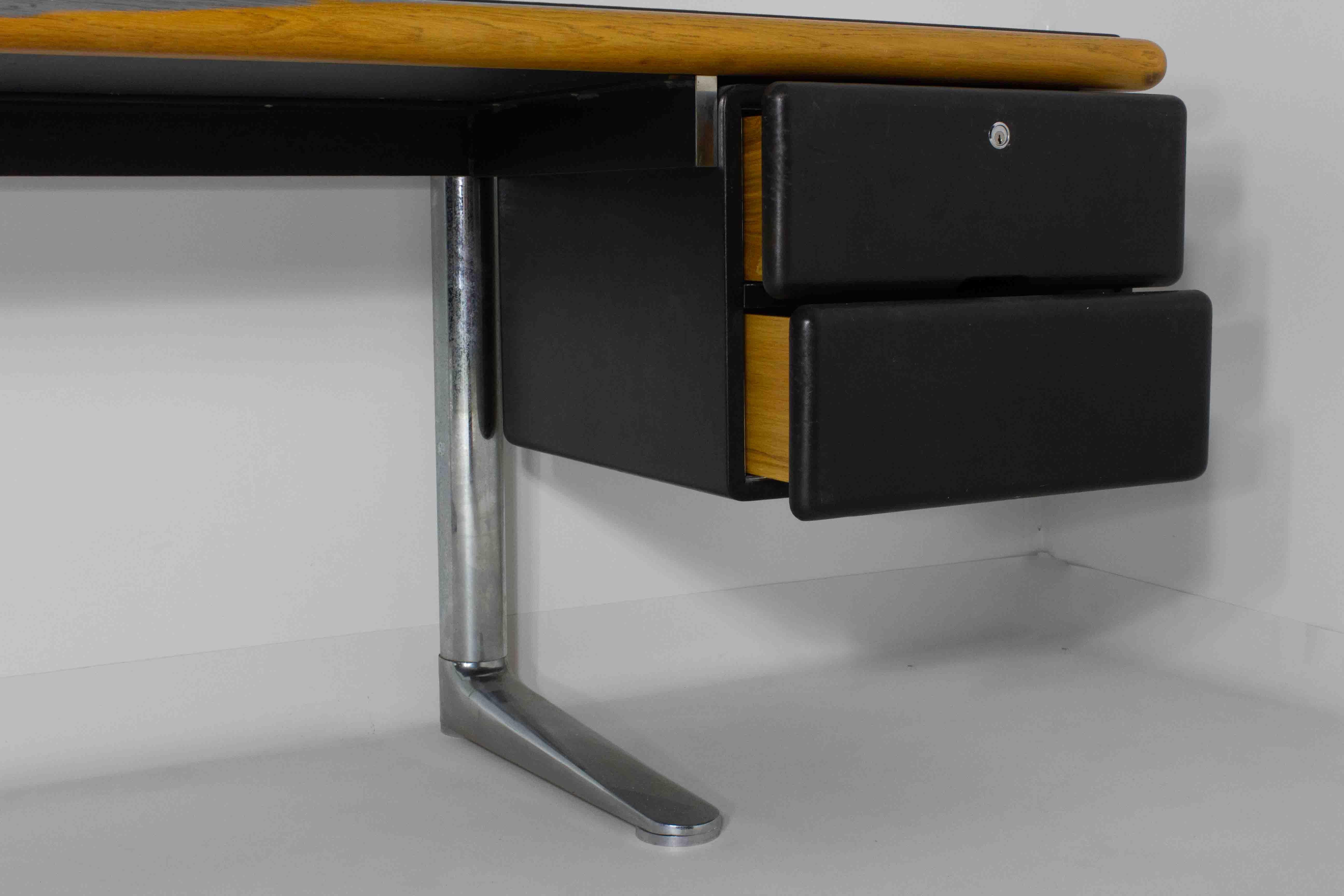 Unique Warren Platner credenza / desk by Knoll International, 1973 5