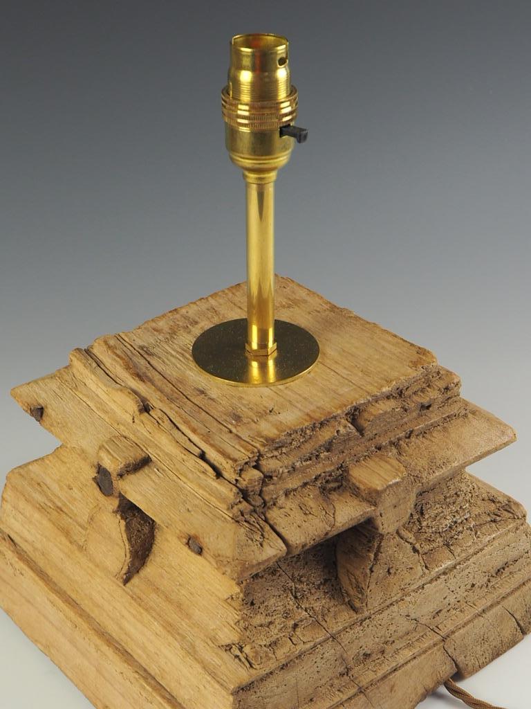 Unique Weathered Wood Aztec Temple Style Table Lamp In Good Condition For Sale In Lincoln, GB