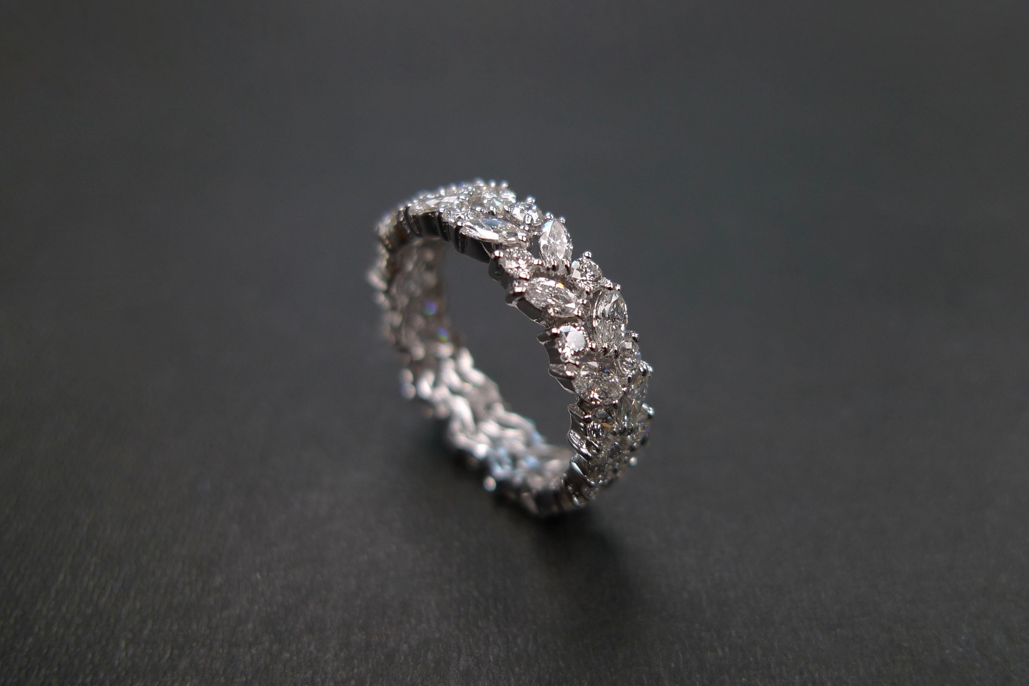 Taille Marquise Bague de mariage unique avec diamants taille marquise et diamants ronds, pleine éternité  en vente