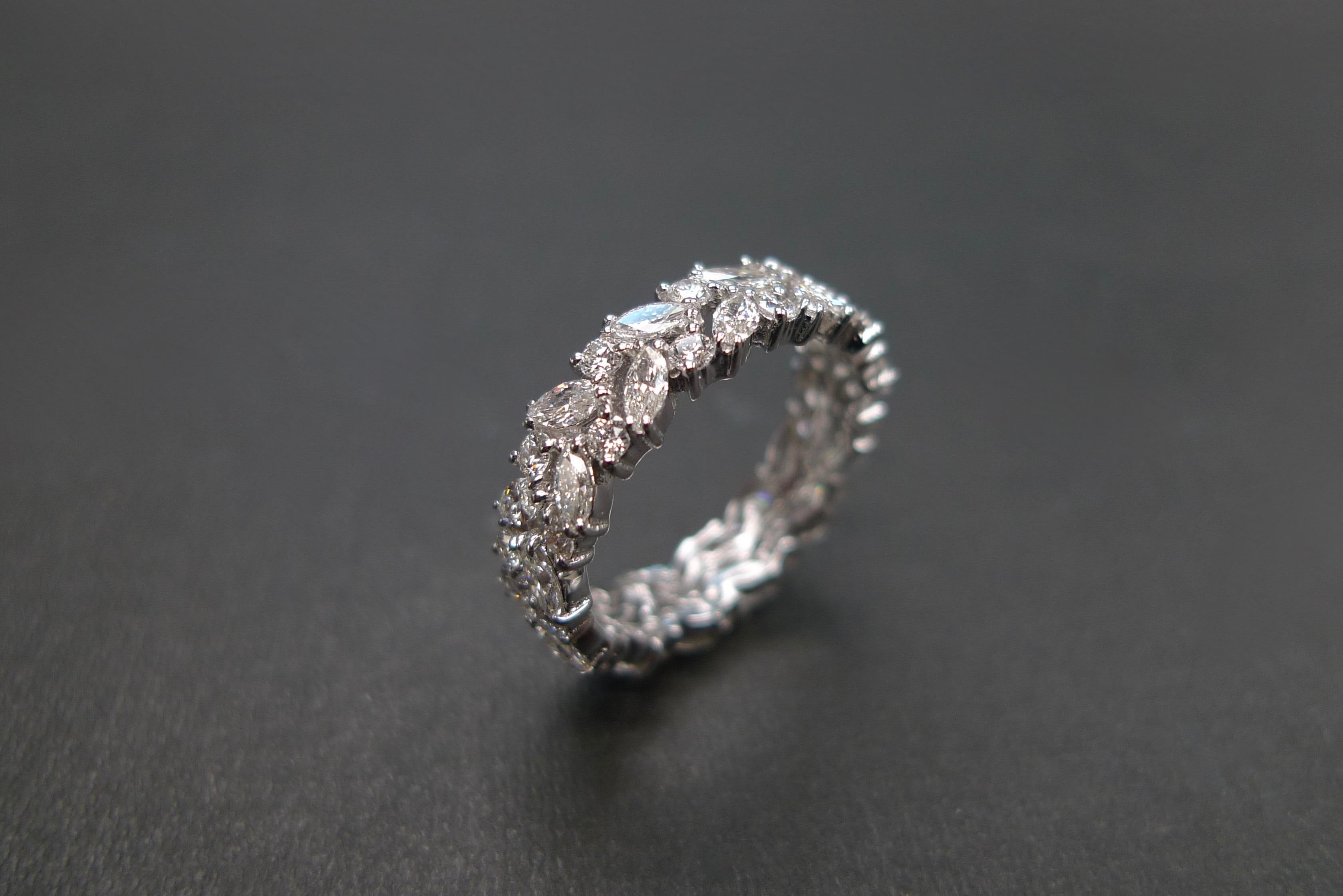 Unique Wedding Ring with Marquise Diamonds and Round Diamond Full Eternity In New Condition For Sale In Hong Kong, HK