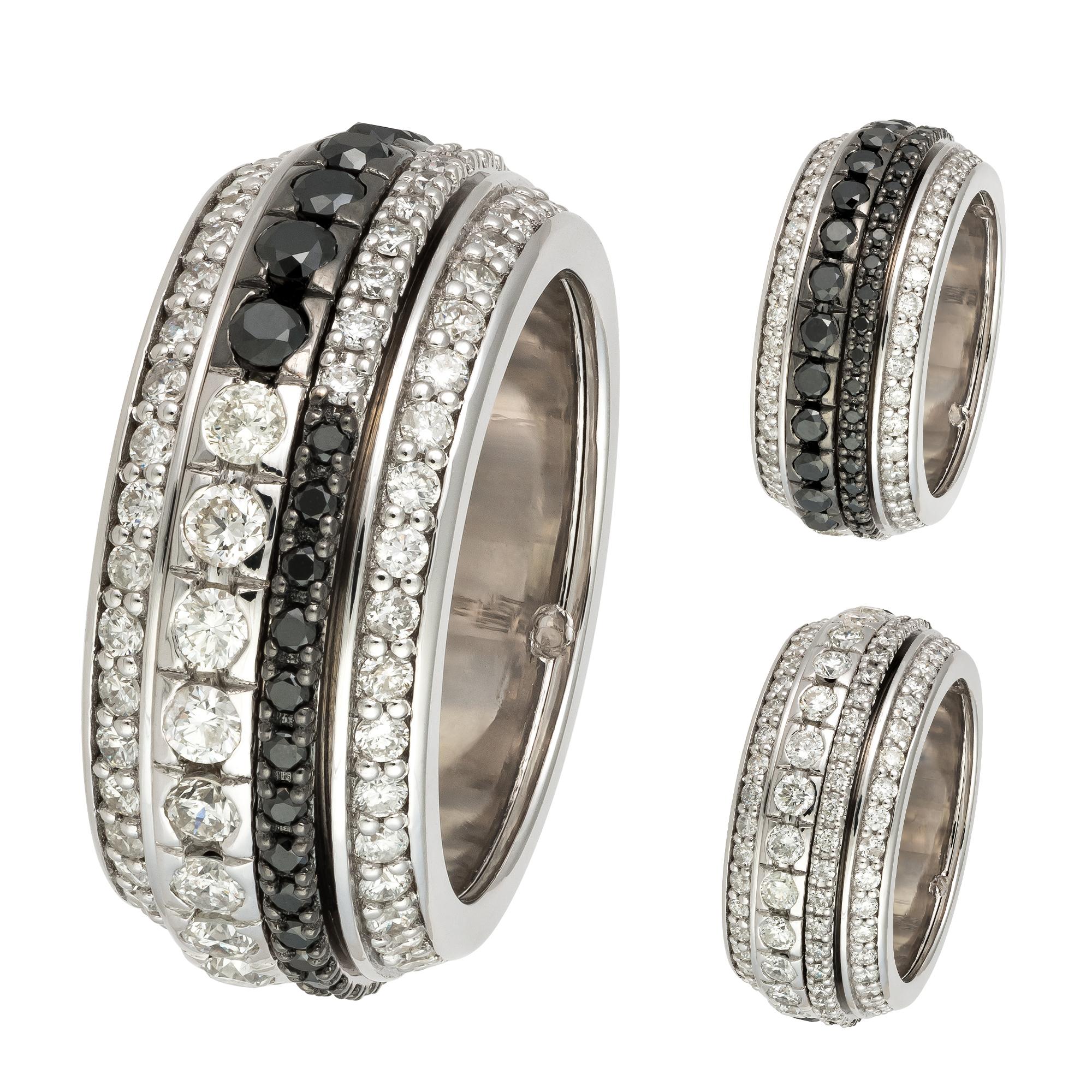 For Sale:  Unique White 18K Gold White Black Diamond Ring for Her 2