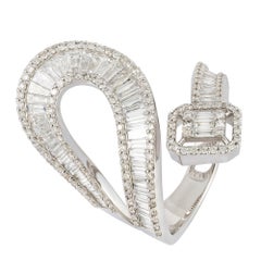 Unique White 18K Gold White Diamond Ring For Her