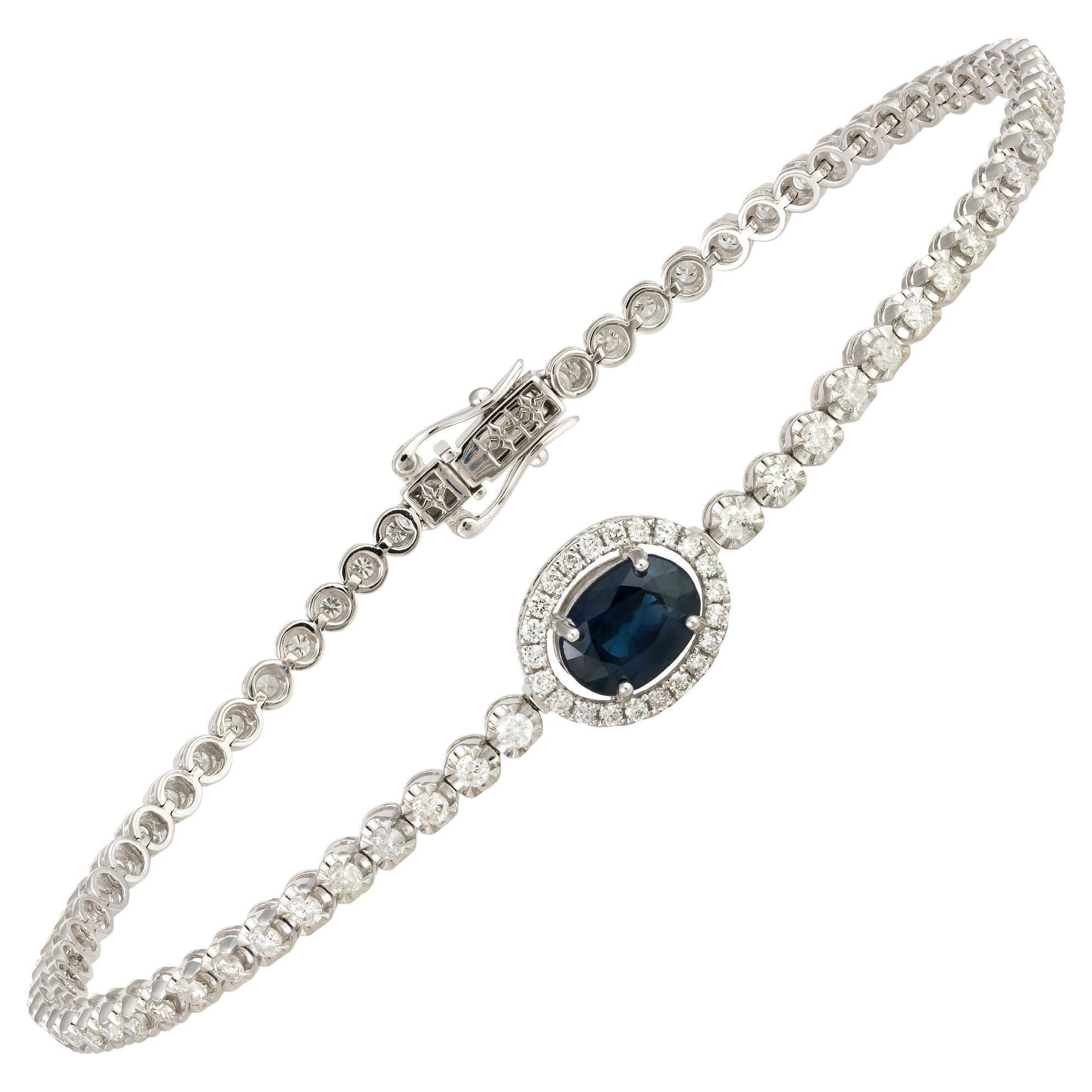 Unique White Gold 18K Blue Sapphire Bracelet Diamond for Her For Sale