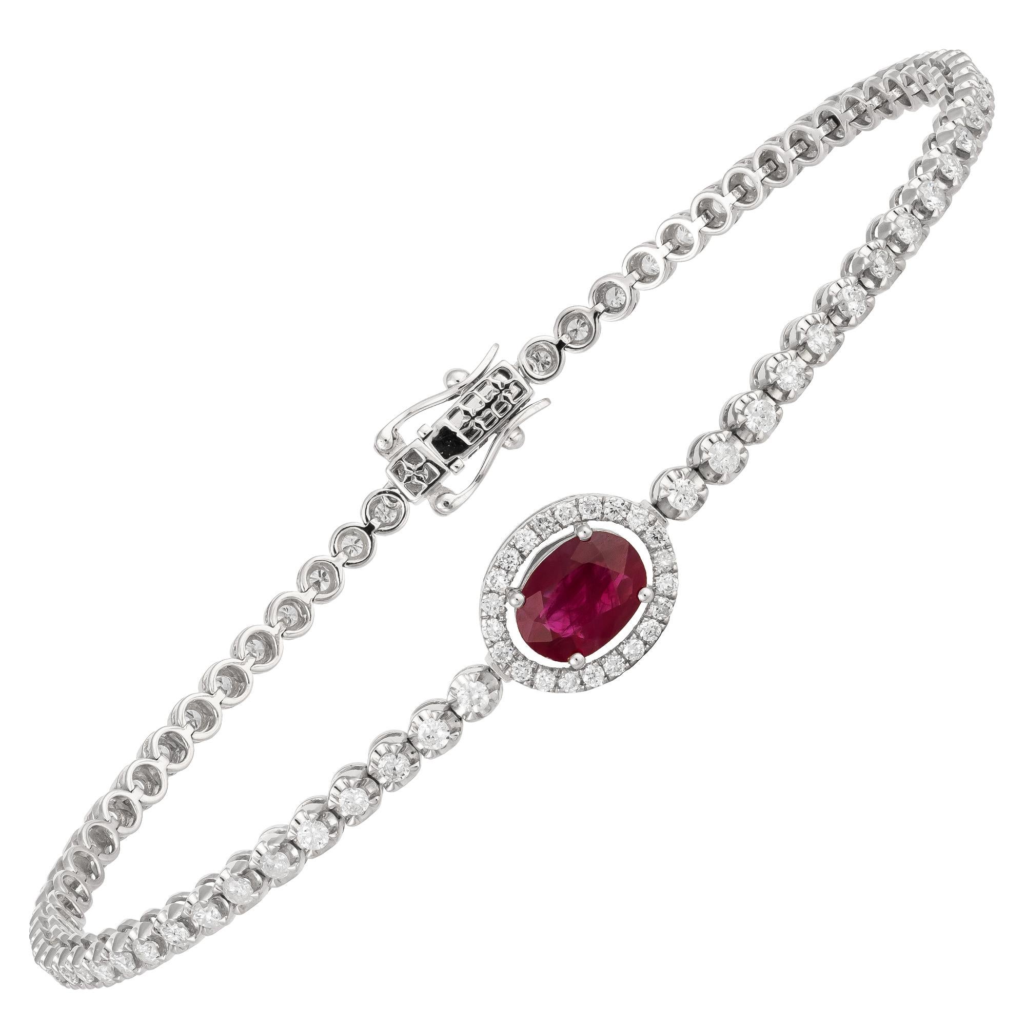 Unique White Gold 18K Ruby Bracelet Diamond for Her In New Condition For Sale In Montreux, CH