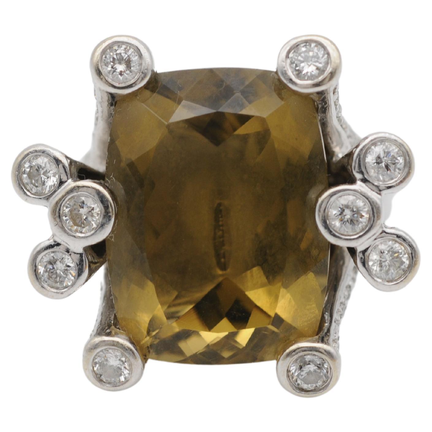 Einzigartiger Weißgoldring mit Diamant und braunem Topas  im Angebot