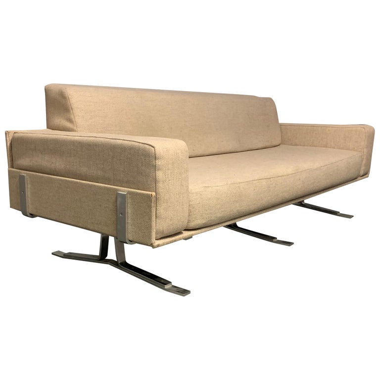 streng bonen daar ben ik het mee eens Unique William Plunkett Sofa For Sale at 1stDibs | eclettica plinio, plunkett  furniture couch