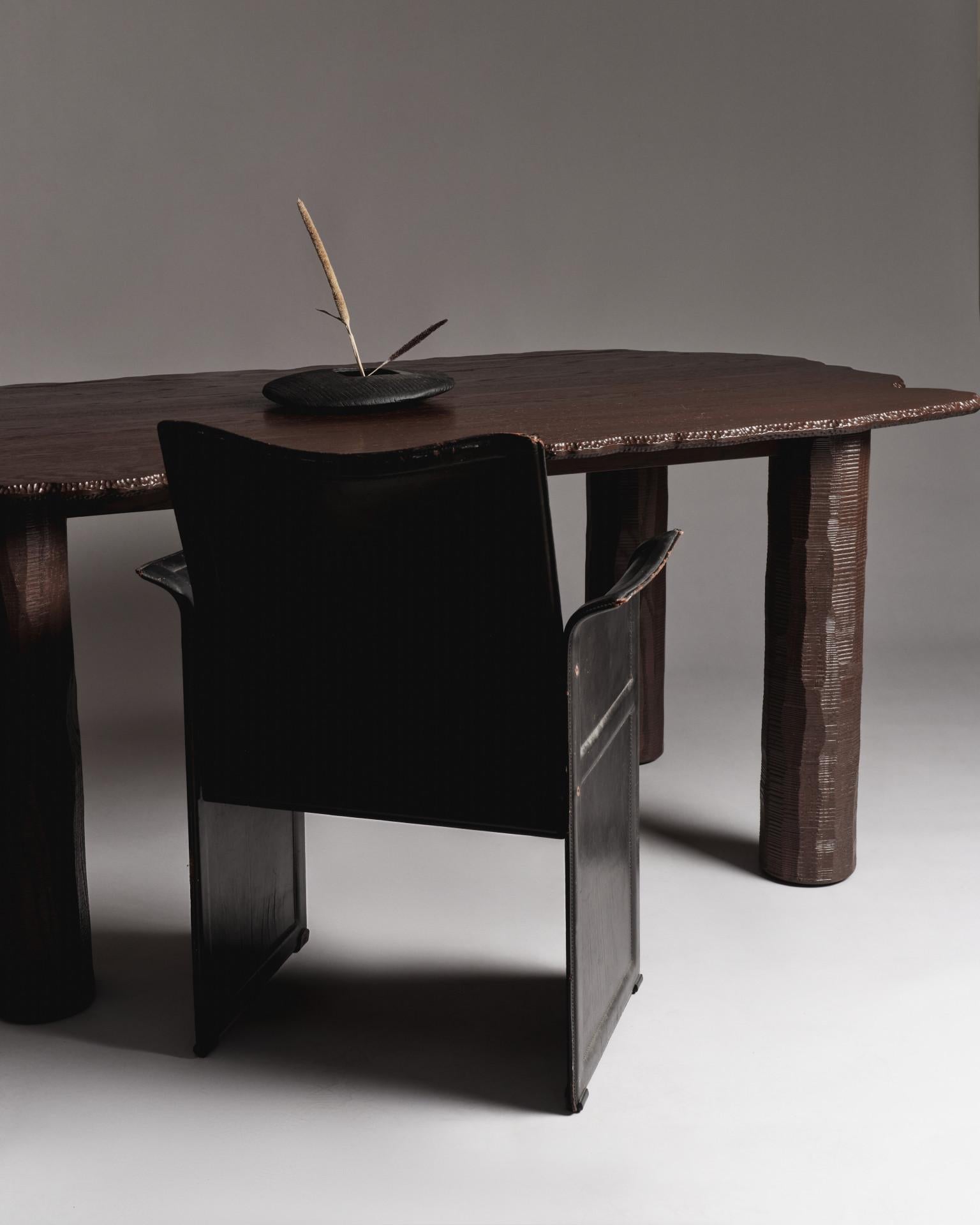 Mesa de comedor Mare de madera única de Ombia Posmoderno en venta