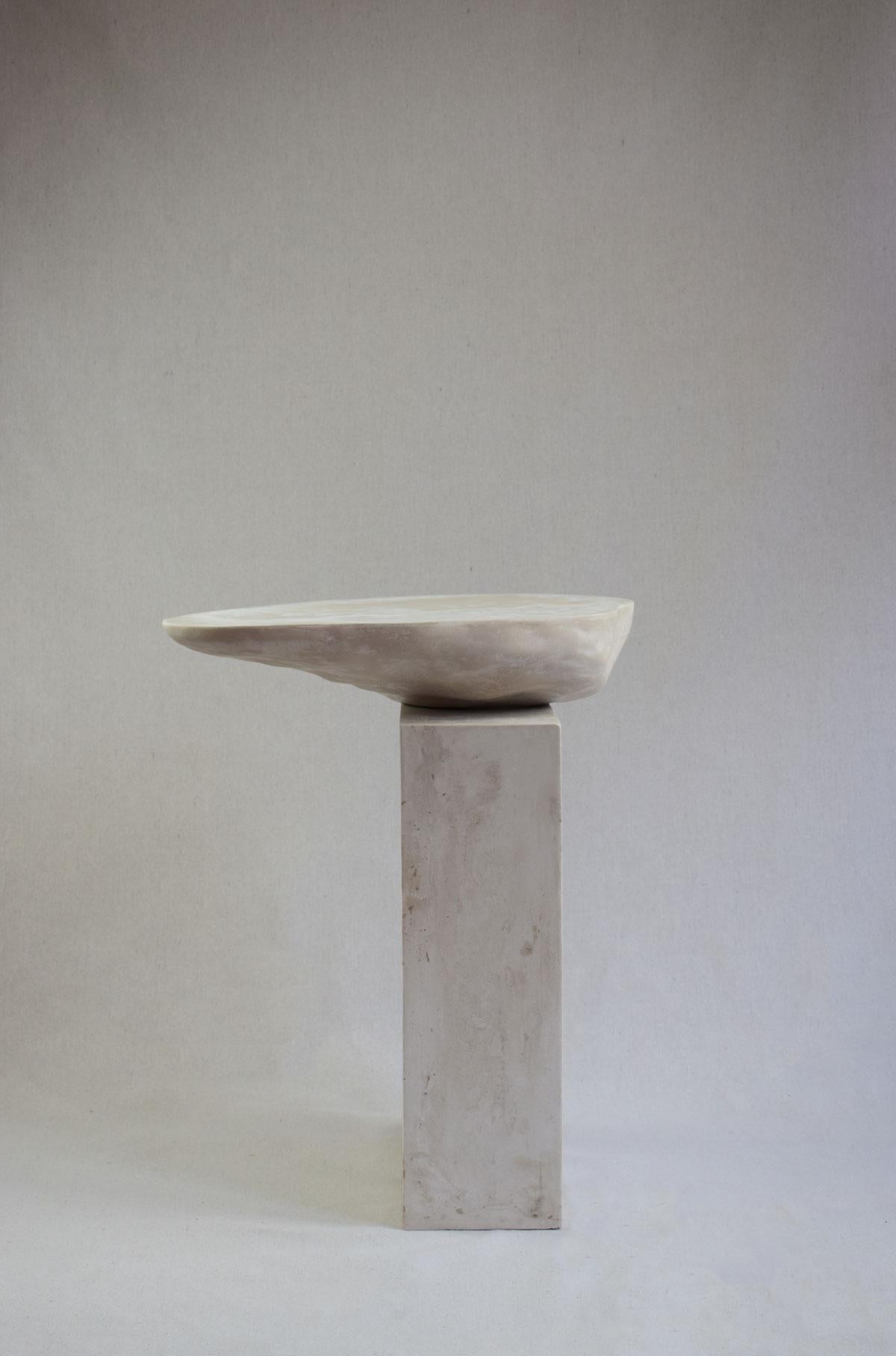 Unis table by Isac Elam Kaid
Edition 2 of 5
Signed and numbered
Dimensions: Cast stone, gypsum, wax finish
Materials: 52 cm H x 41 D x 38 W
29 kg

