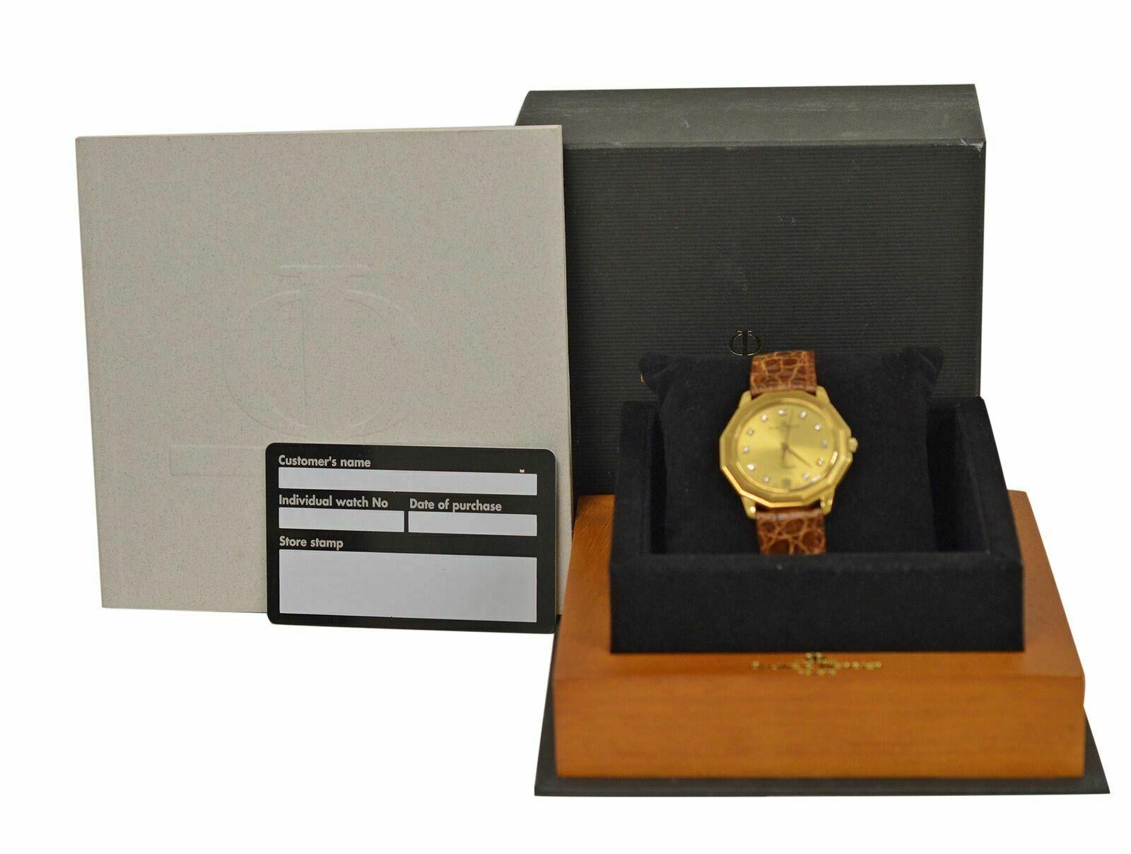 Unisex Baume & Mercier Riviera 87012.1 18 Karat Gold Diamond Quartz Watch For Sale 2