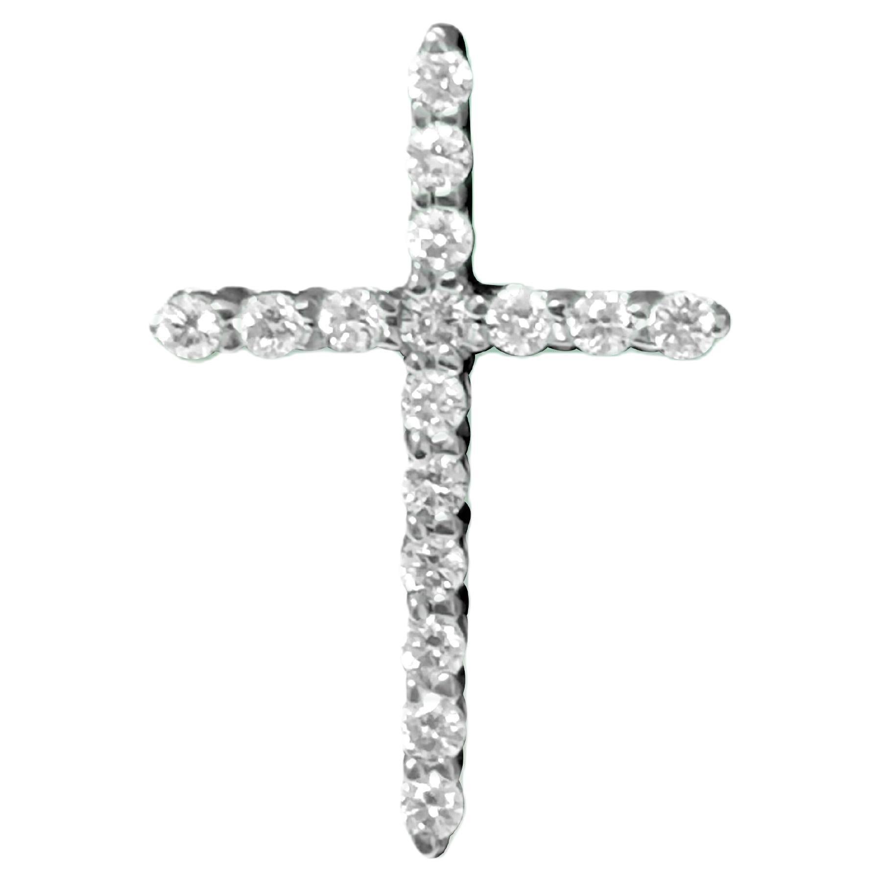 Croix unisexe en or blanc 14 carats et diamants Croix religieuse en vente