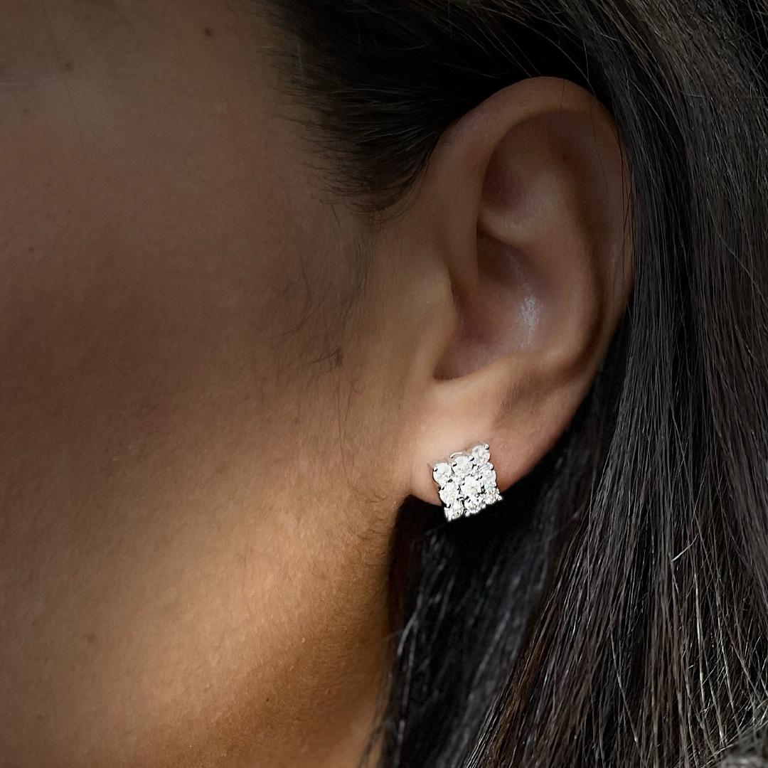 Unisex 14K White Gold Diamond Stud Earrings For Sale 1