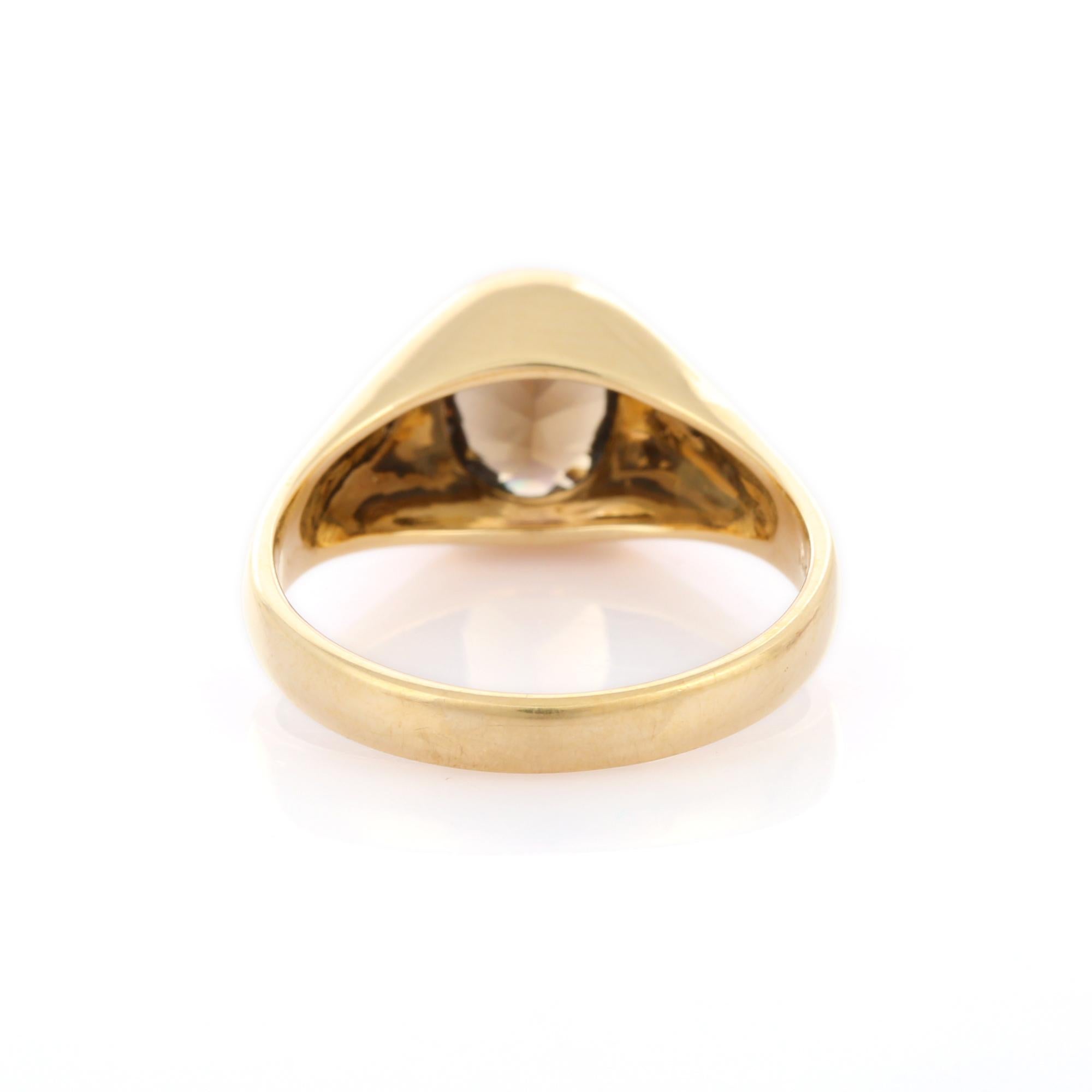 For Sale:  Unisex 14K Yellow Gold Smoky Topaz Gemstone Ring 5