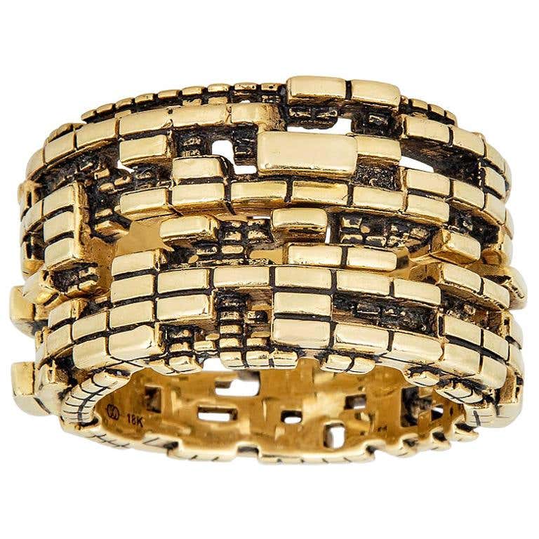 Bitcoin Blockchain Torus 18K Gold Ring with Center Baguette Diamond For ...