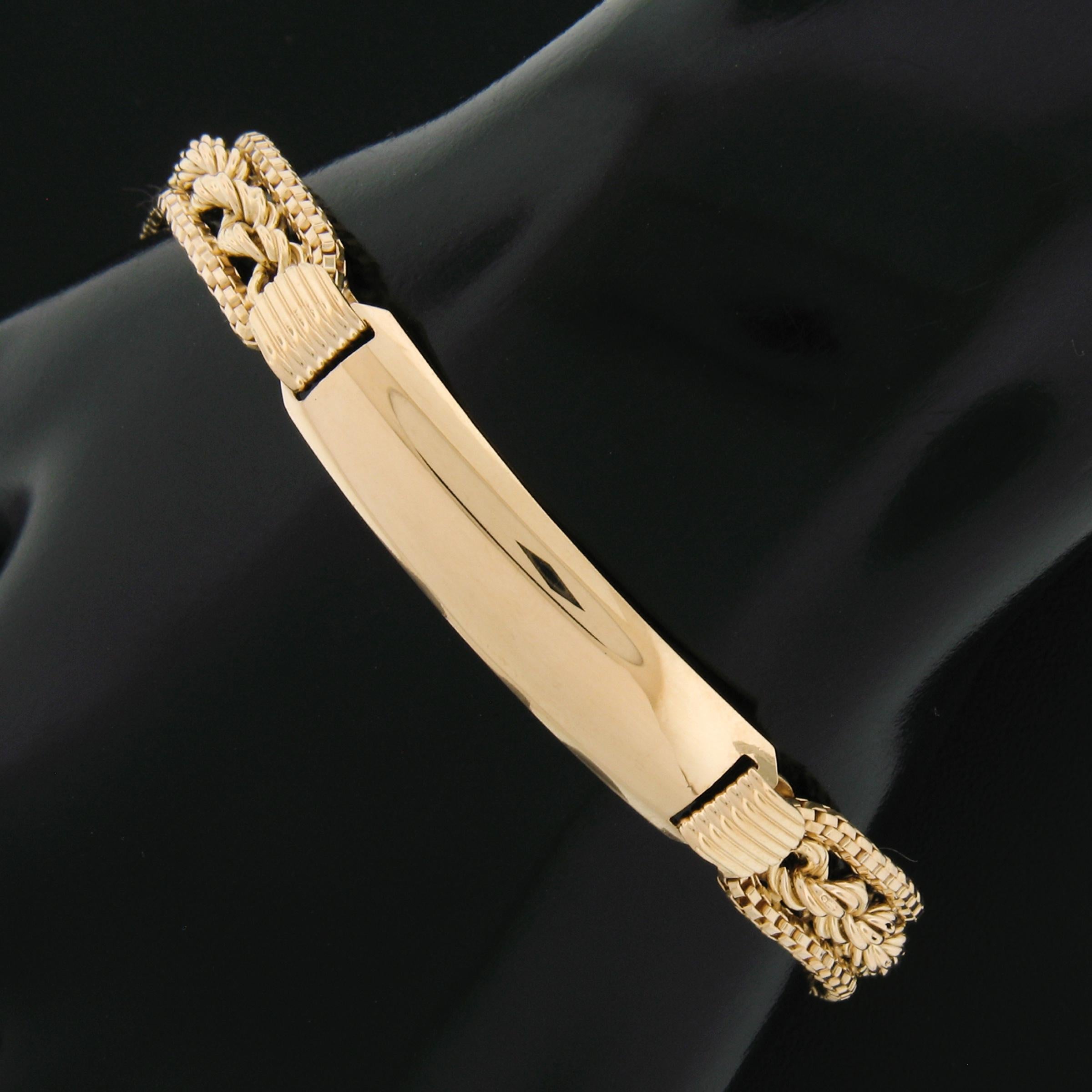 Bracelet unisexe en or 18k de 7,5 pouces avec centre gravé et chaîne à maillons en corde Unisexe en vente