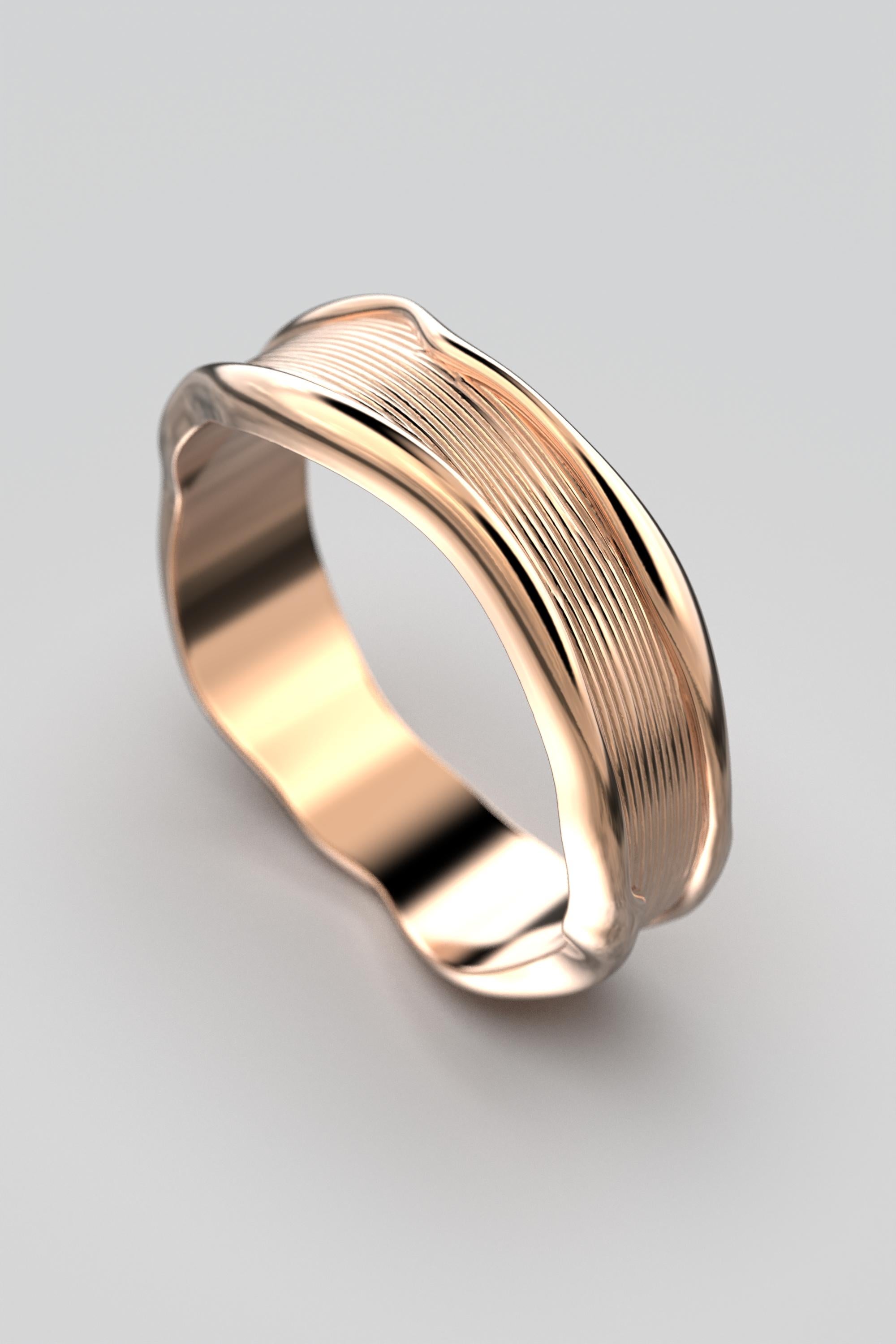 For Sale:  Unisex 18k Gold Band Ring with Hand-Engraved Organic Design Made in Italy 3