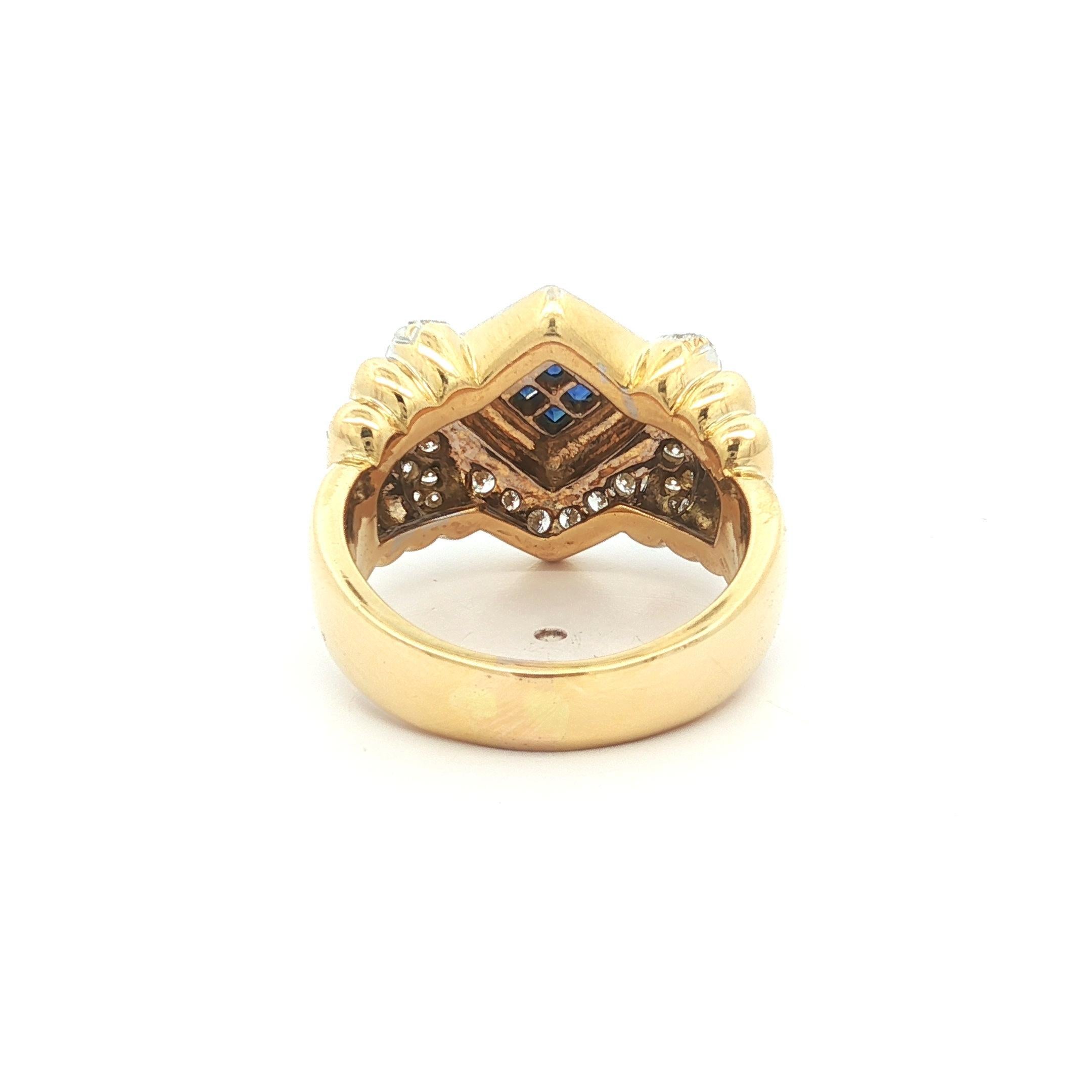 Bague unisexe en or 18k TT avec diamant et saphir à large bande géométrique en vente 1