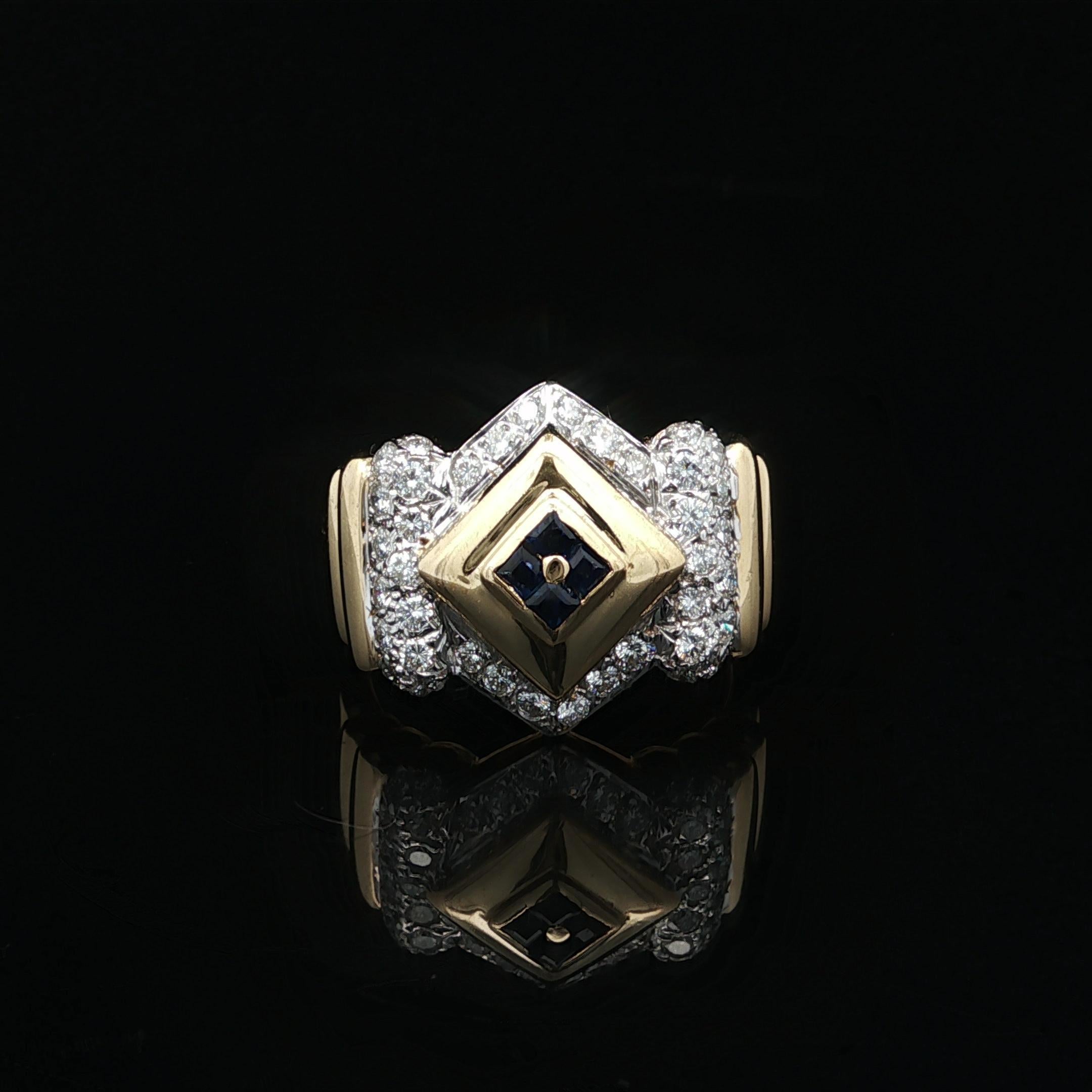 Bague unisexe en or 18k TT avec diamant et saphir à large bande géométrique en vente 3