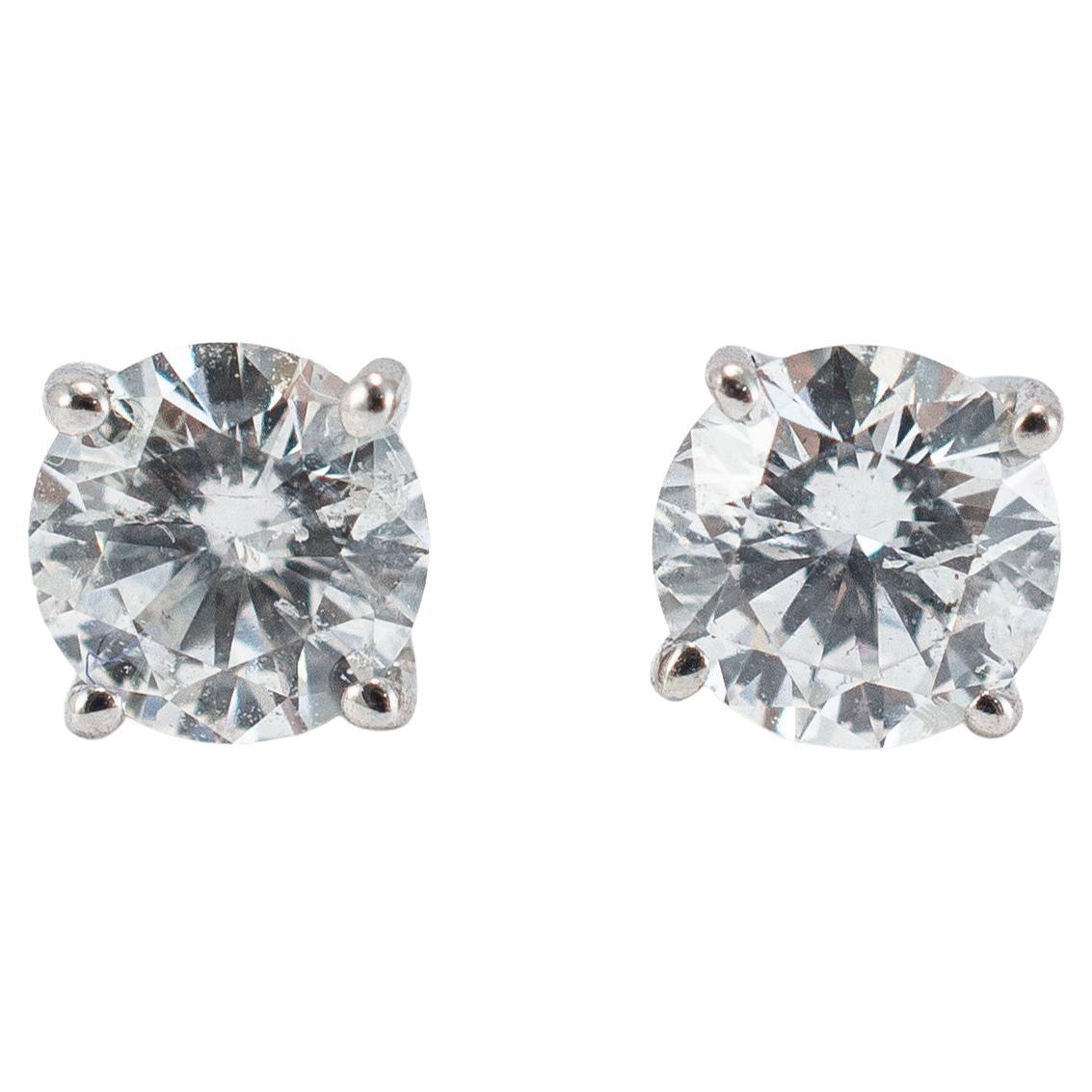 Unisex 18K White Gold 4 Prong Push Back 0.60ct Round Diamond Stud Earrings For Sale