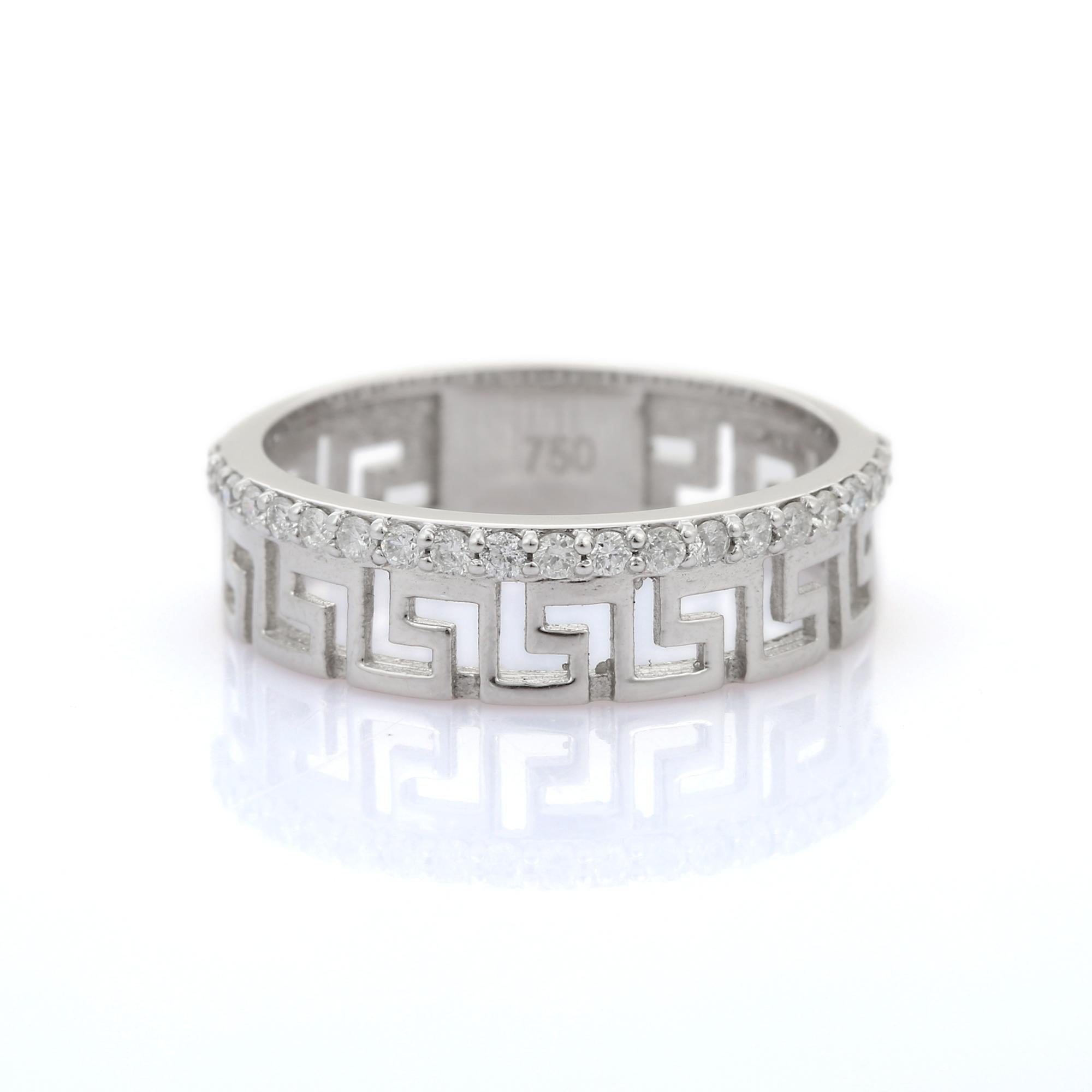 For Sale:  Unisex 18K White Gold Geometrical Diamond Band Ring, Wedding Band Ring 2