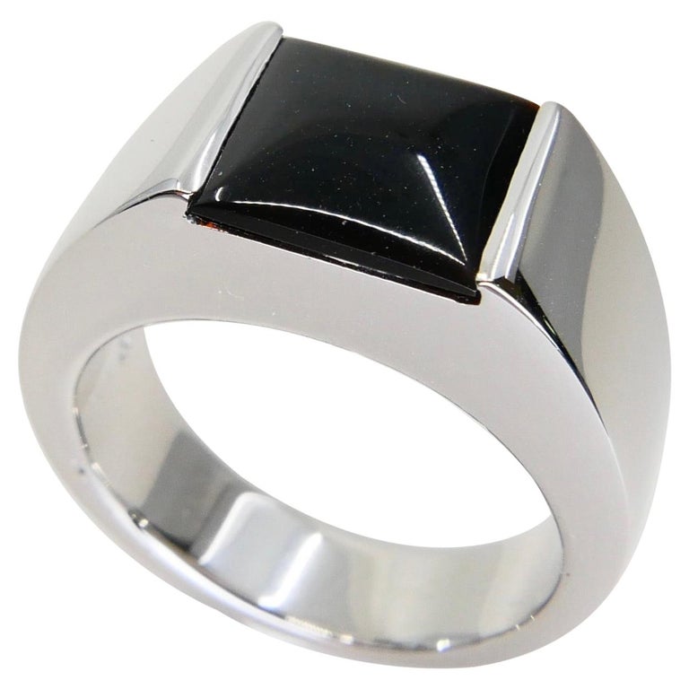 Unisex 18k White Gold and Onyx Ring, Men's Pinky Ring. N.O.S at 1stDibs