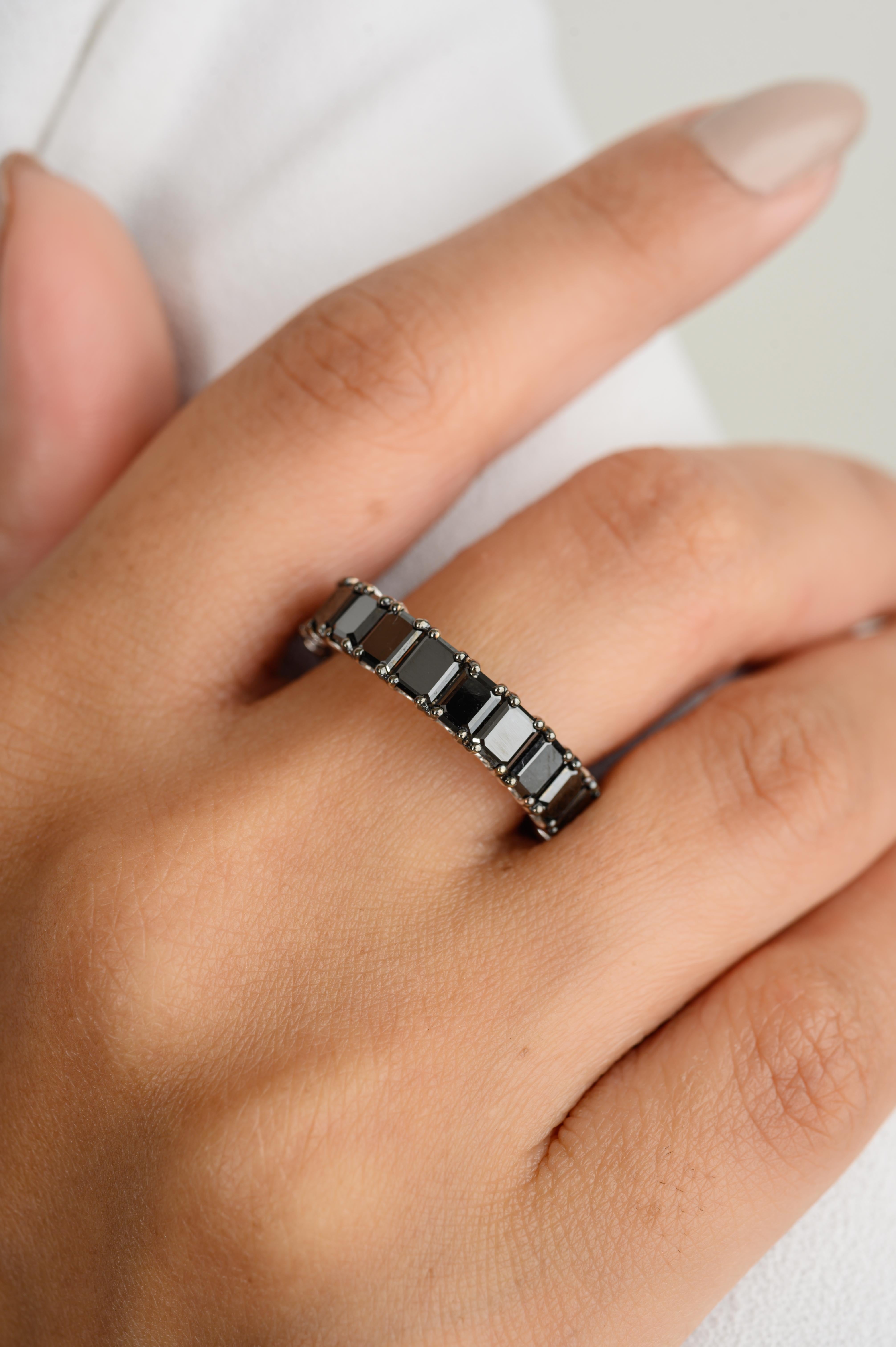 For Sale:  Unisex 4.91 Carat Black Diamond Eternity Band Ring in 18k Solid White Gold 4