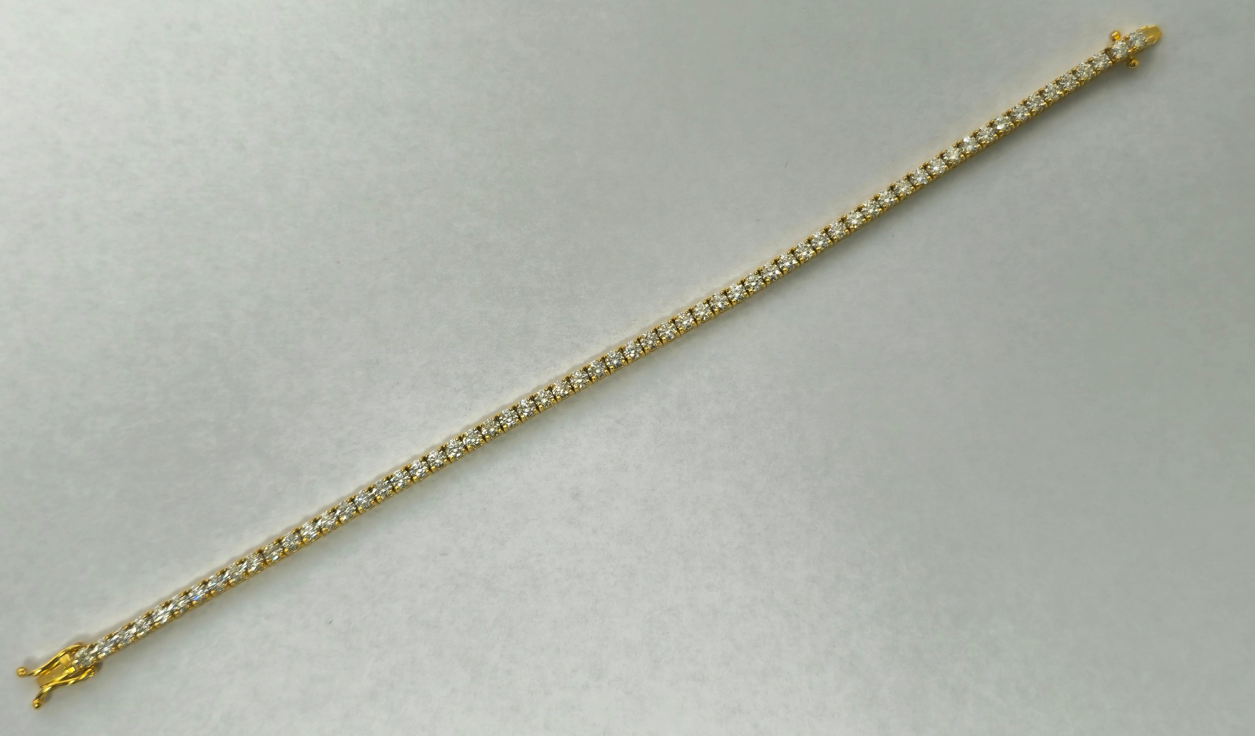 Contemporary Unisex 6.00ct Diamond 14k Yellow Gold Tennis Bracelet For Sale