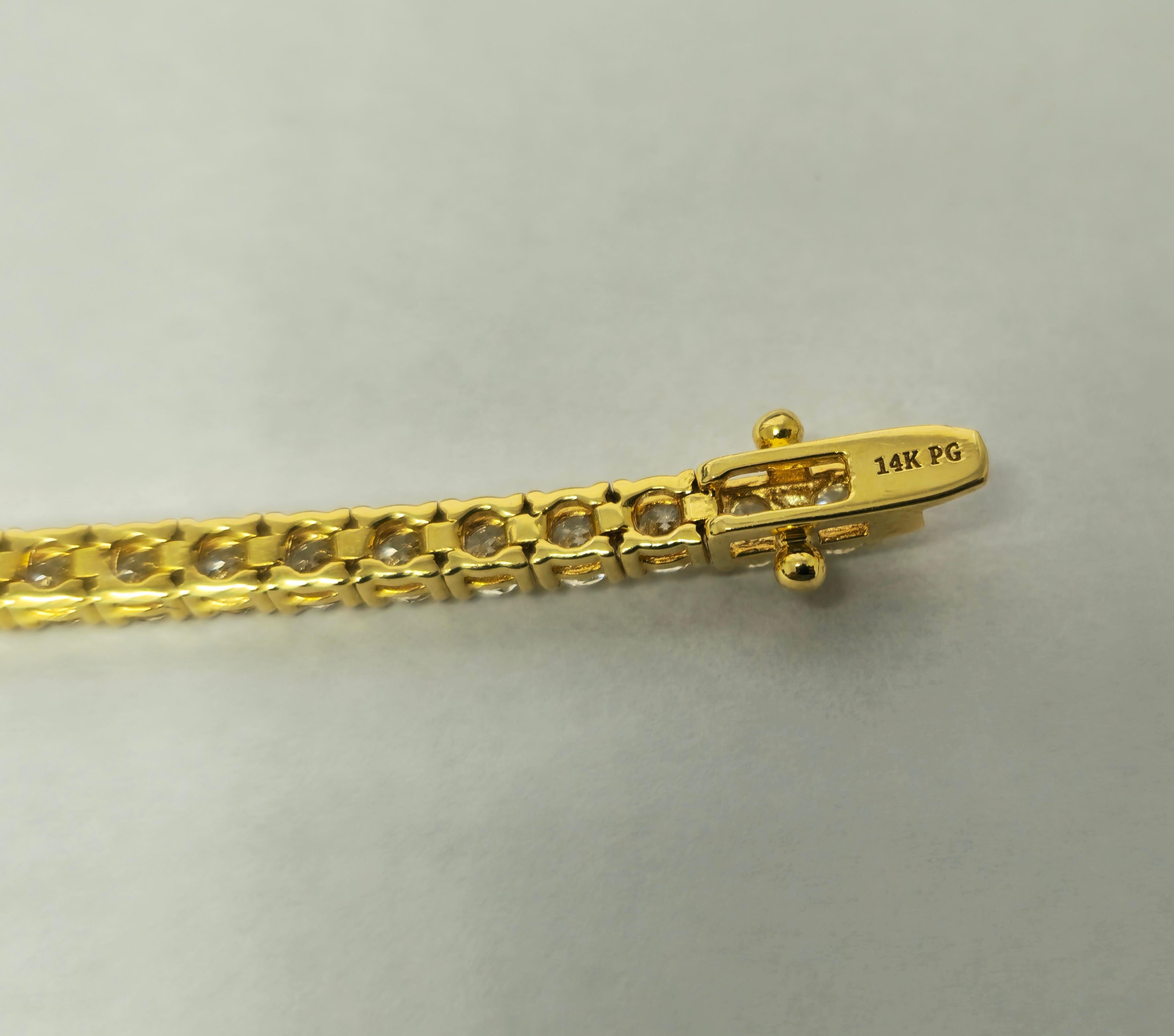 Unisex 6.00ct Diamond 14k Yellow Gold Tennis Bracelet In Excellent Condition For Sale In Miami, FL