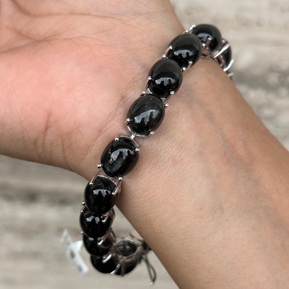 Unisex 63.1 Karat Schwarzes Stern-Tennisarmband-Set in Sterlingsilber-Fassung im Angebot 2