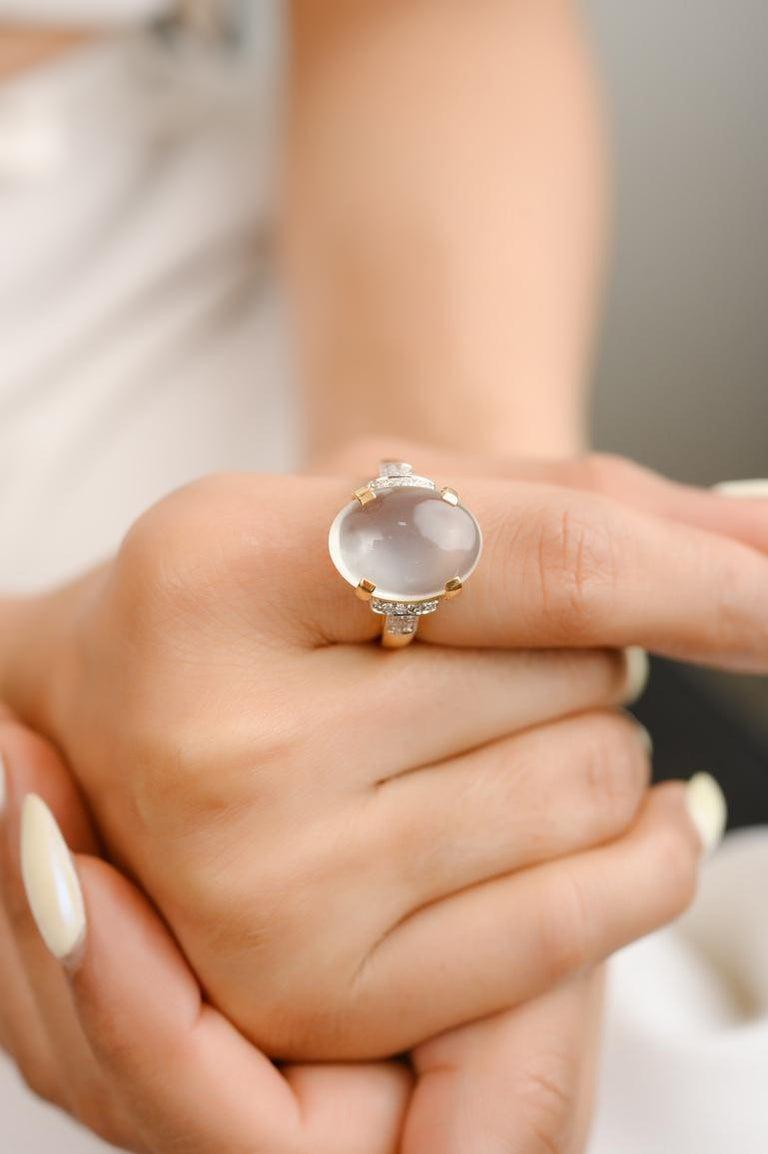 En vente :  Bague cocktail unisexe en or jaune massif 18 carats avec pierre de lune 8,6 carats et diamants 4