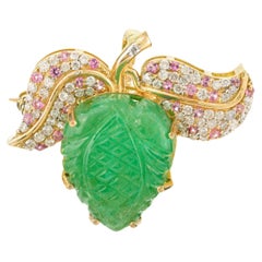 Unisex 8.88 Carat Carved Emerald Diamond Leaf Brooch Pin Gift in 18k Yellow Gold