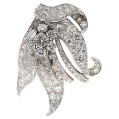 Unisex Art Deco 5,5 Karat Diamanten Platin Brosche, 1930
