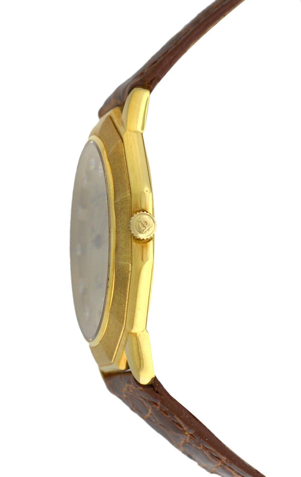 Brand	Baume & Mercier
Model	Riviera 87012.1 
Gender	Unisex
Movement	Swiss Quartz
Case Material	18K Yellow Gold
Bracelet / Strap Material	
Genuine leather

Clasp / Buckle Material	
Gold Plaque	
Clasp Type	Tang
Bracelet / Strap width	17 mm at