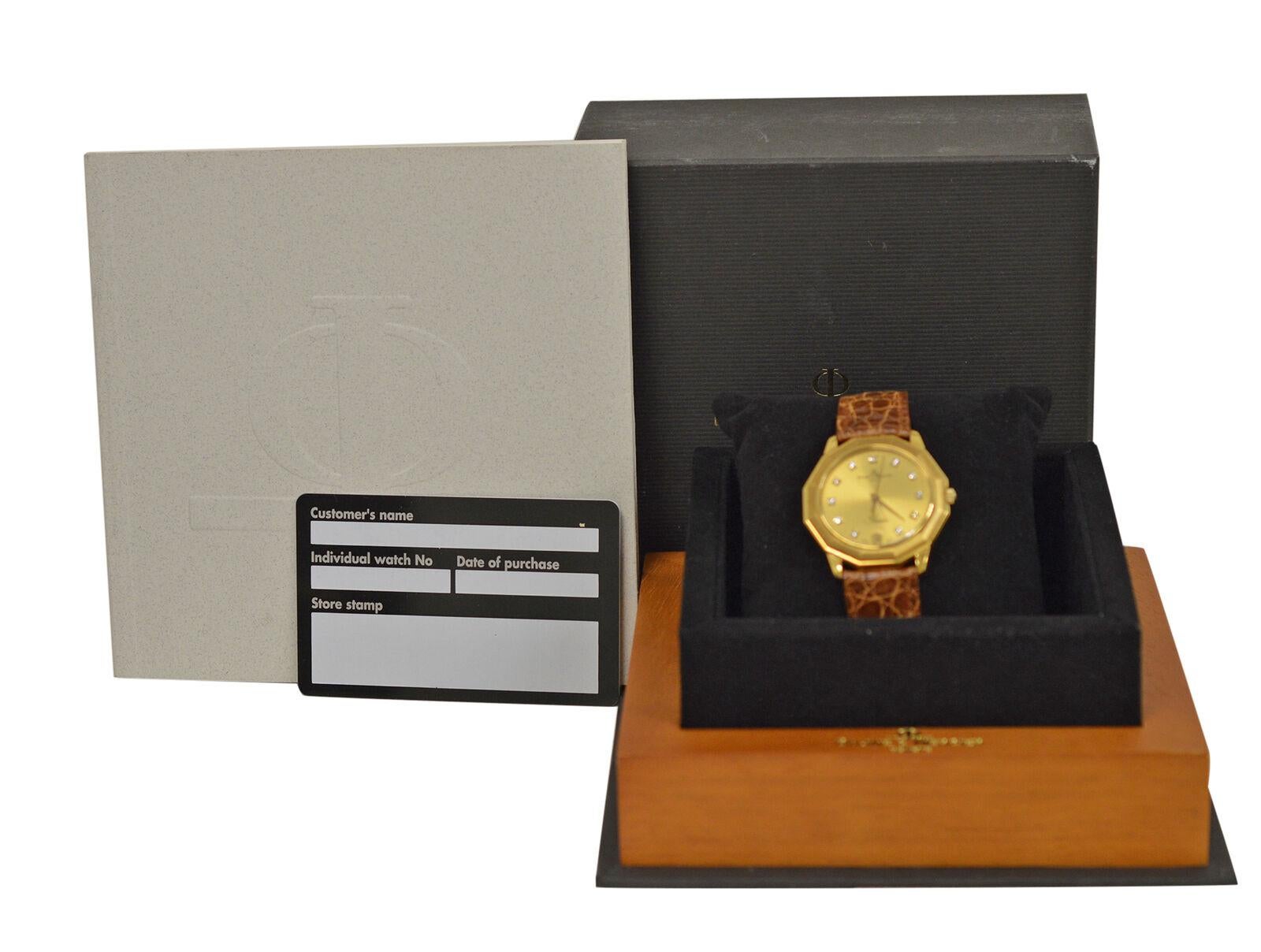 Unisex Baume & Mercier Riviera 87012.1 18 Karat Gold Diamond Quartz Watch In Excellent Condition For Sale In New York, NY