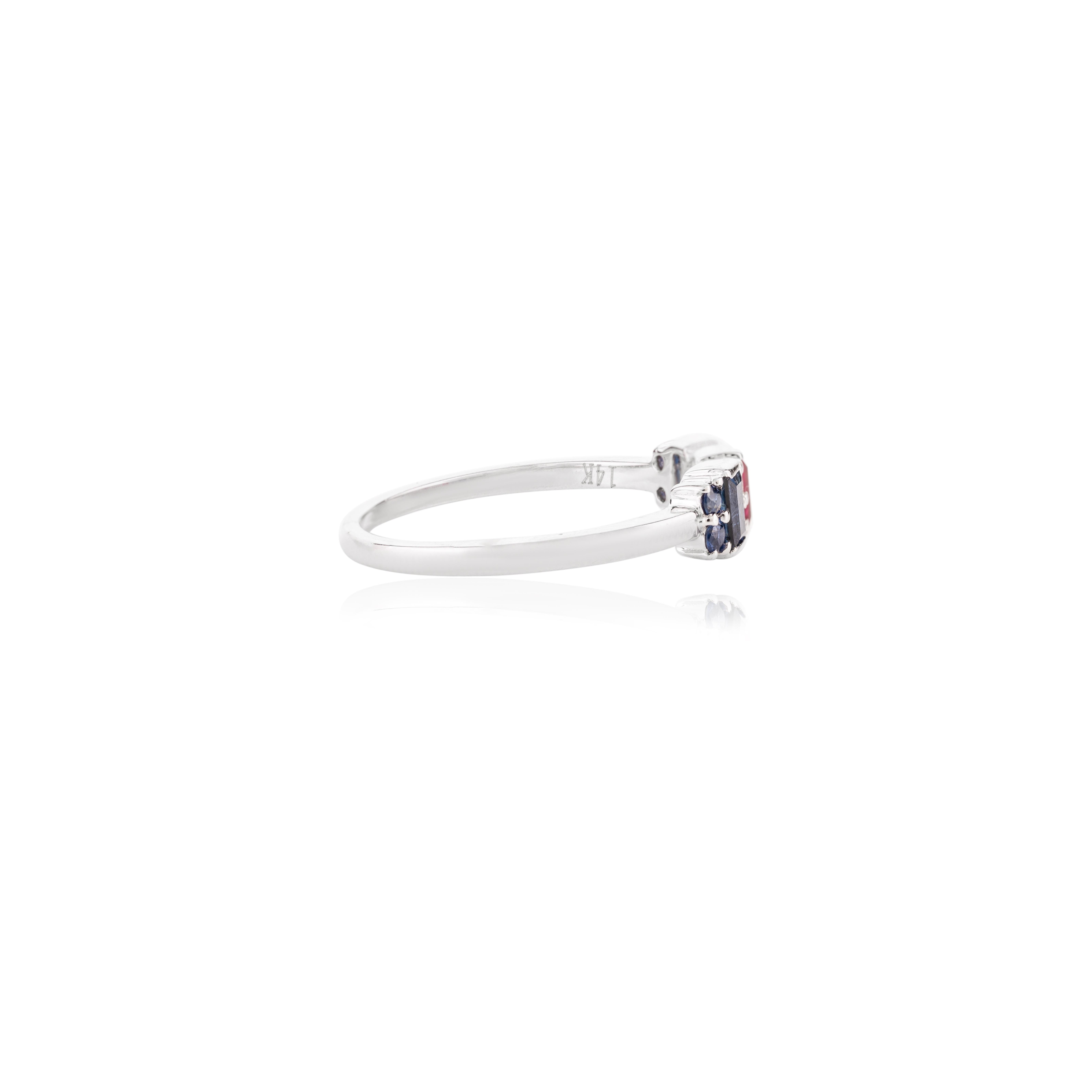 Im Angebot: Blauer Saphir Rubin und Diamant Hochzeit Band Ring Geschenk in 14k Solid White Gold () 3