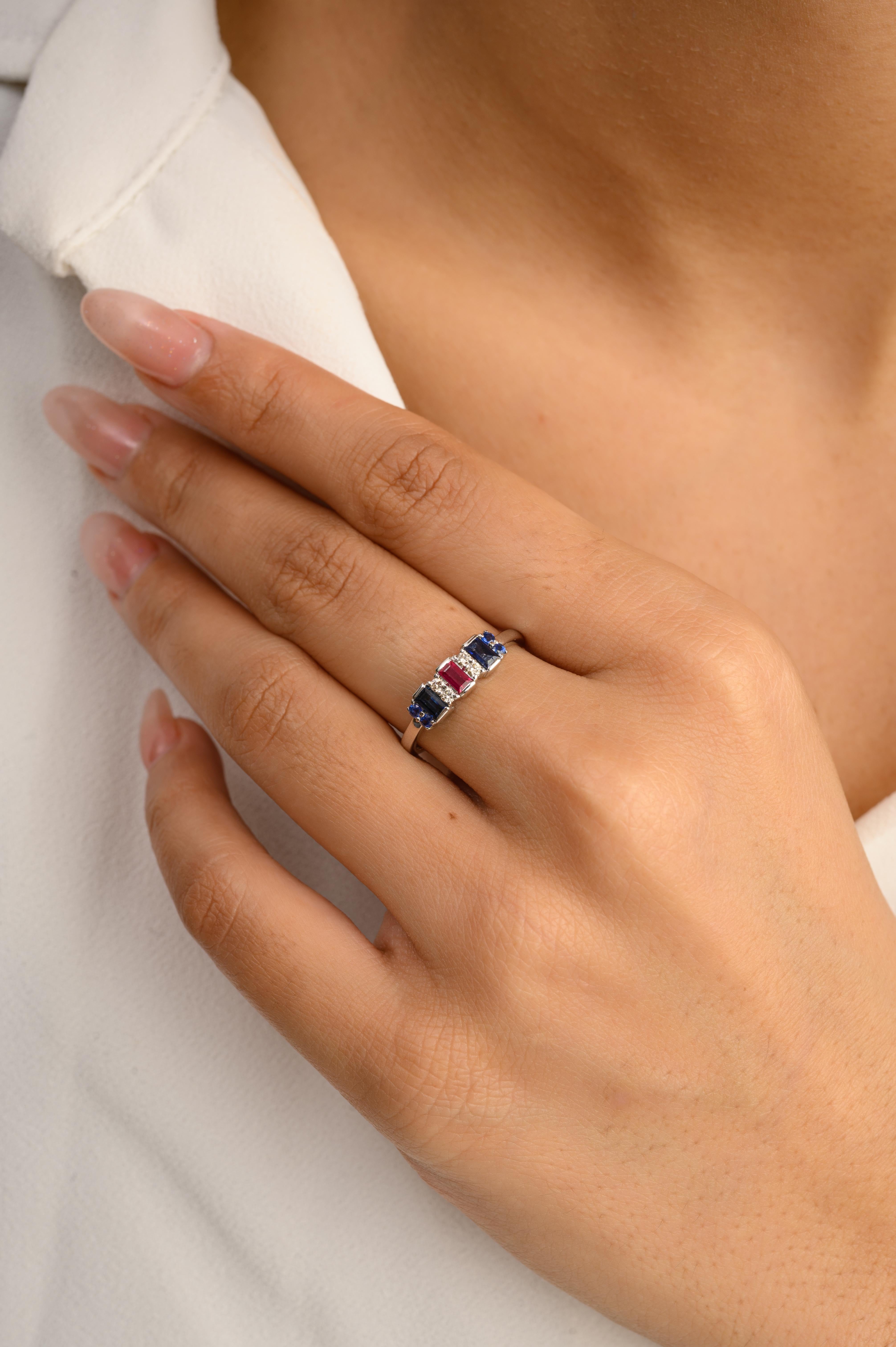 Im Angebot: Blauer Saphir Rubin und Diamant Hochzeit Band Ring Geschenk in 14k Solid White Gold () 4