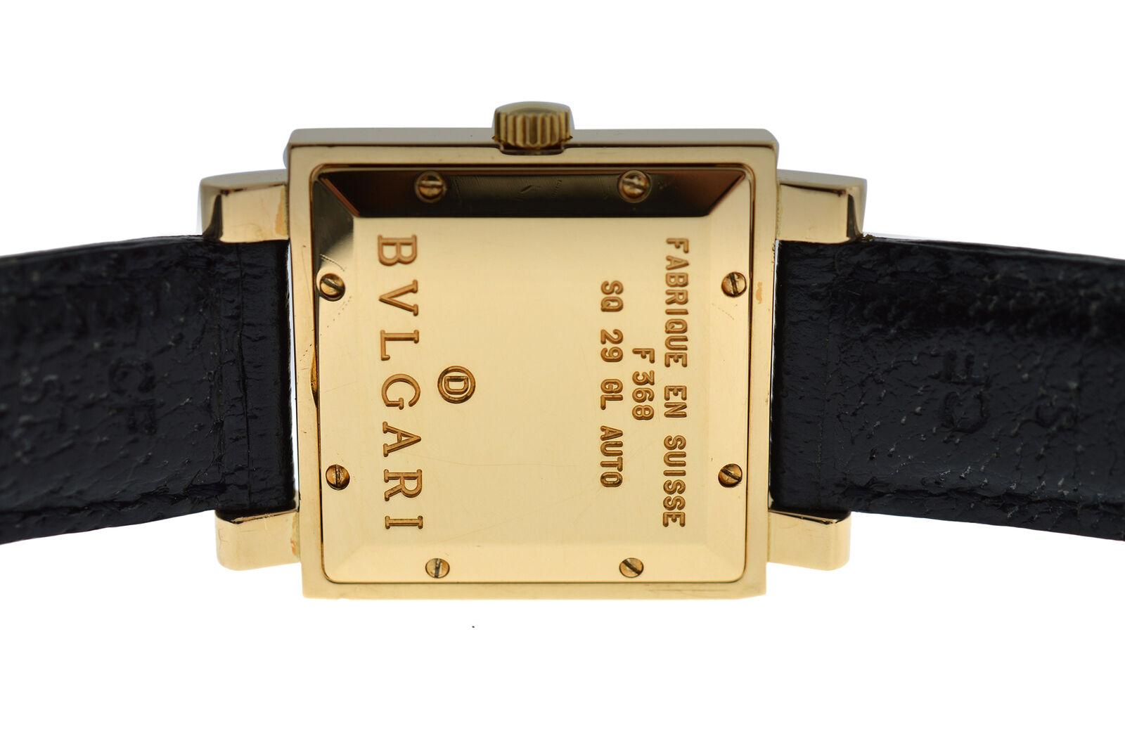 Unisex Bvlgari Bulgari Quadrato SQ 29 GL AUTO 18 Karat Gold Watch For Sale 1