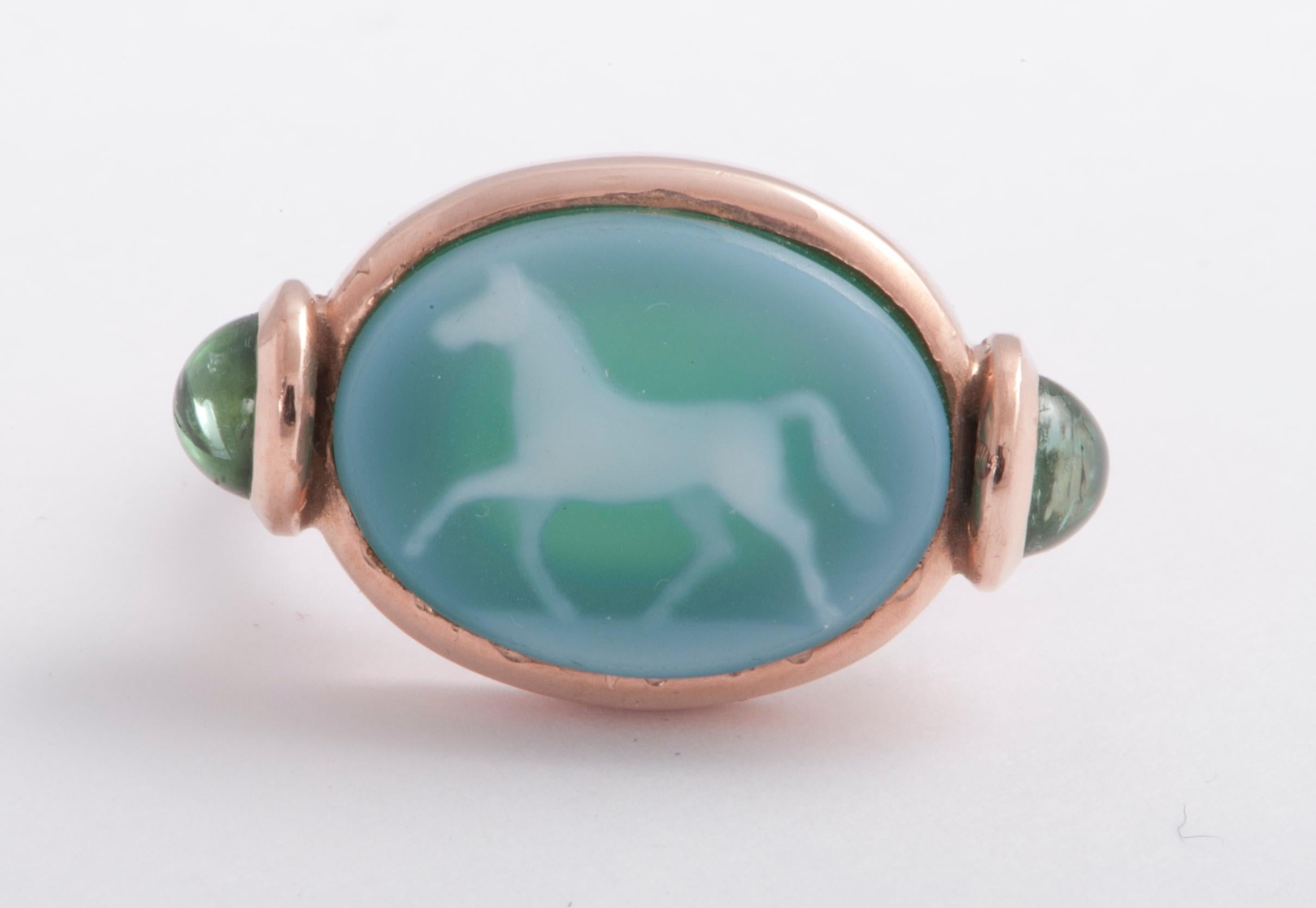 Unisex Carved Horse Green Agate 18 karat Gold Green Tourmaline Signet Ring For Sale 1