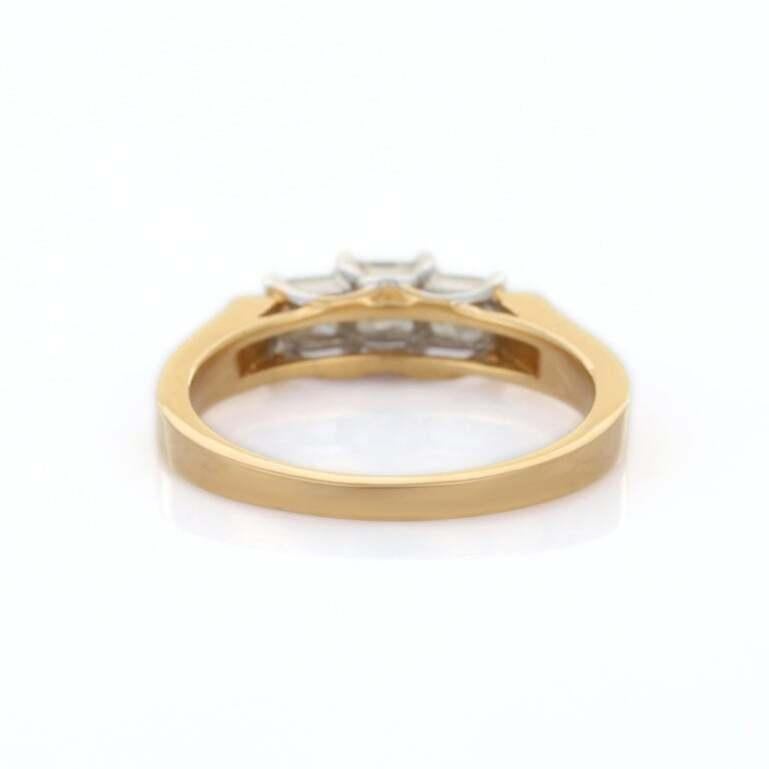 For Sale:  Unisex Diamond Three Stone Engagement Ring Gift in 18k Solid Yellow Gold 3