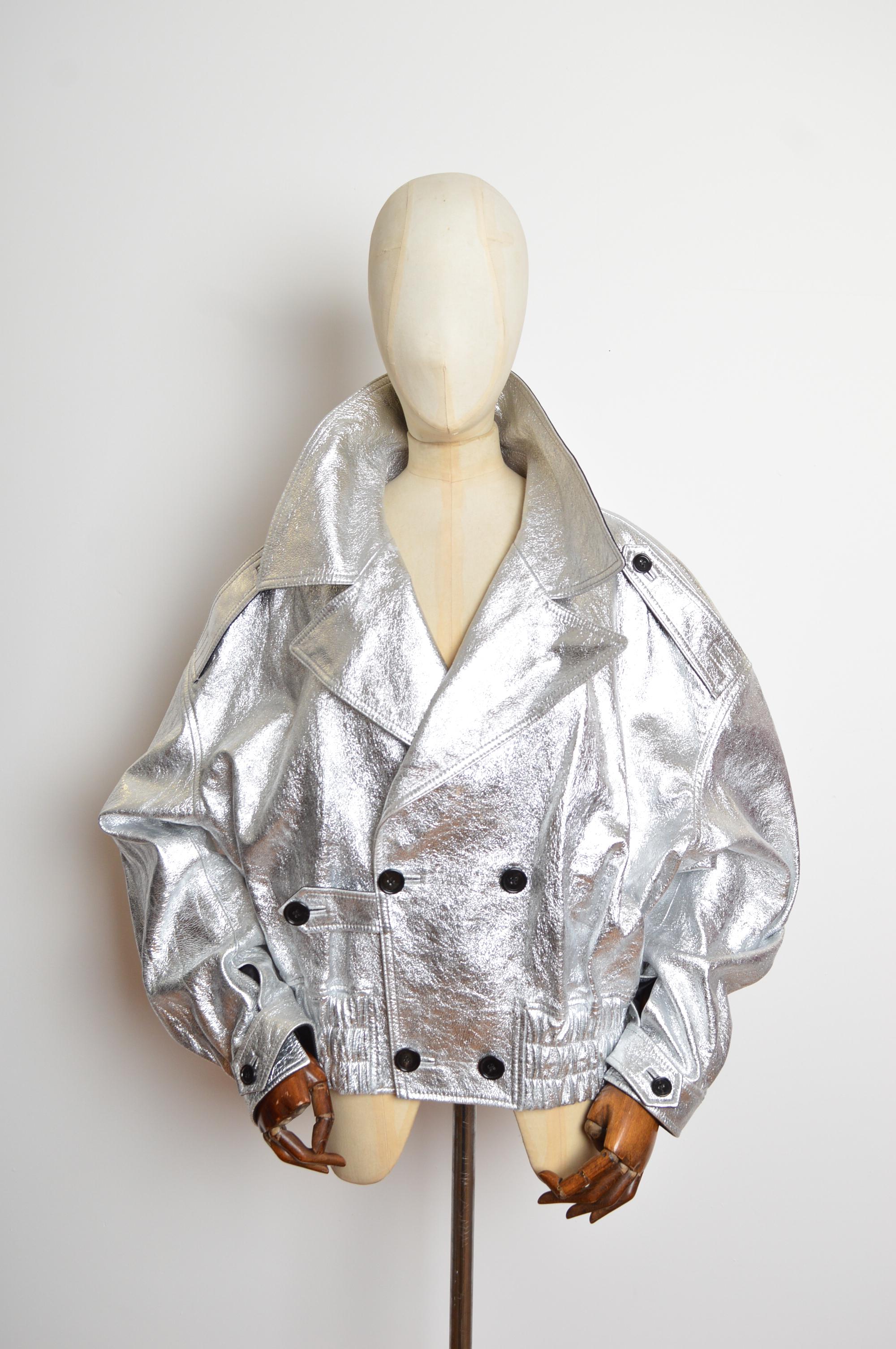 Argento Giacca biker unisex DOLCE & GABBANA in pelle lamé argento e metallizzata oversize in vendita