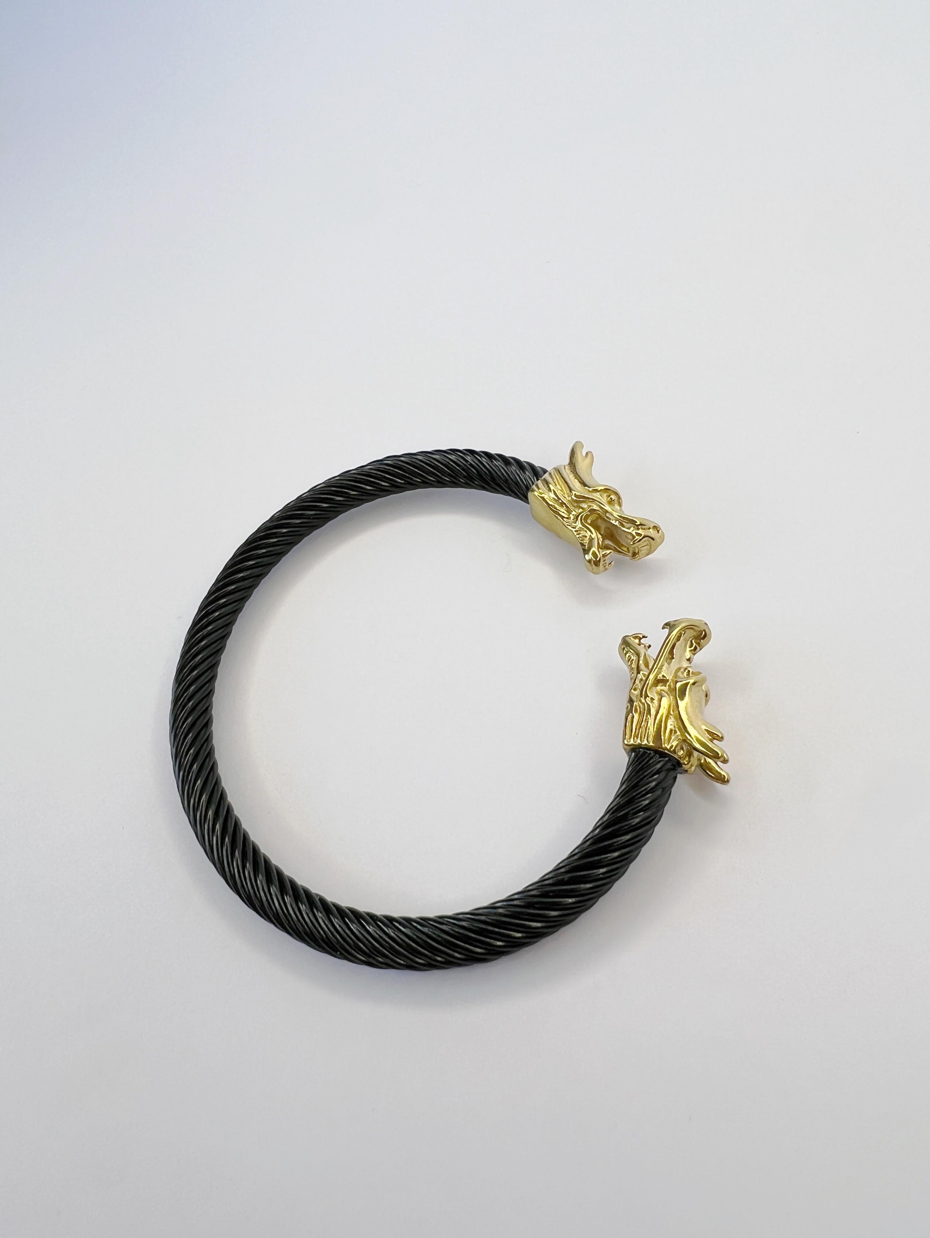 Bracelet manchette unisexe en forme de dragon Neuf - En vente à BOGOTÁ, CO