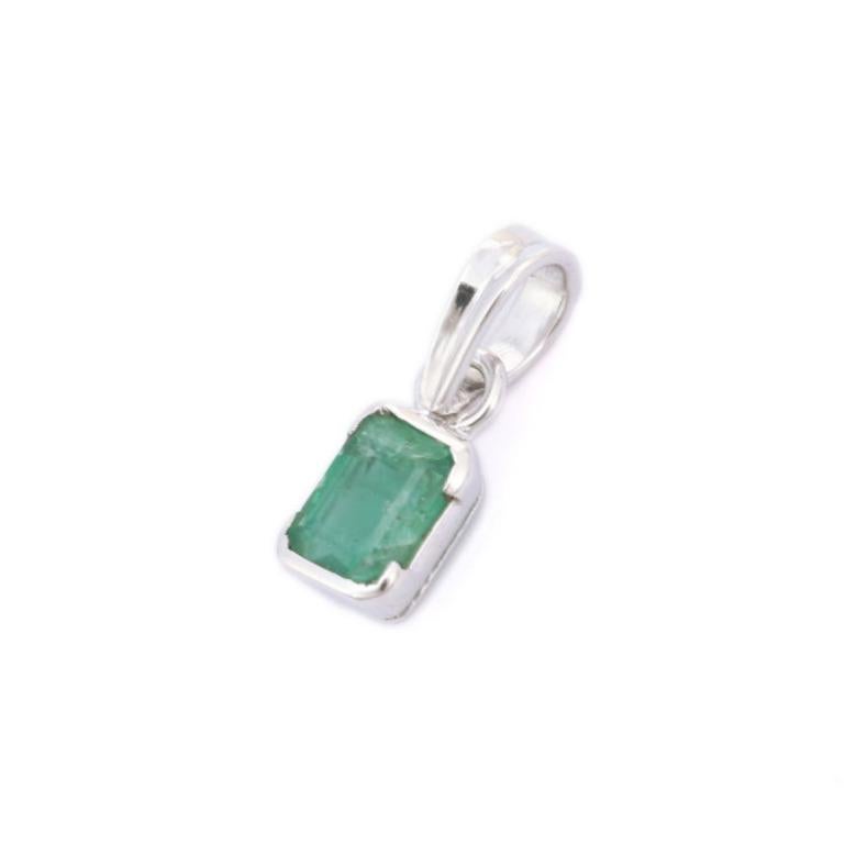 Octagon Cut Unisex Emerald Cut Emerald 925 Sterling Silver Pendant Gift For Sale