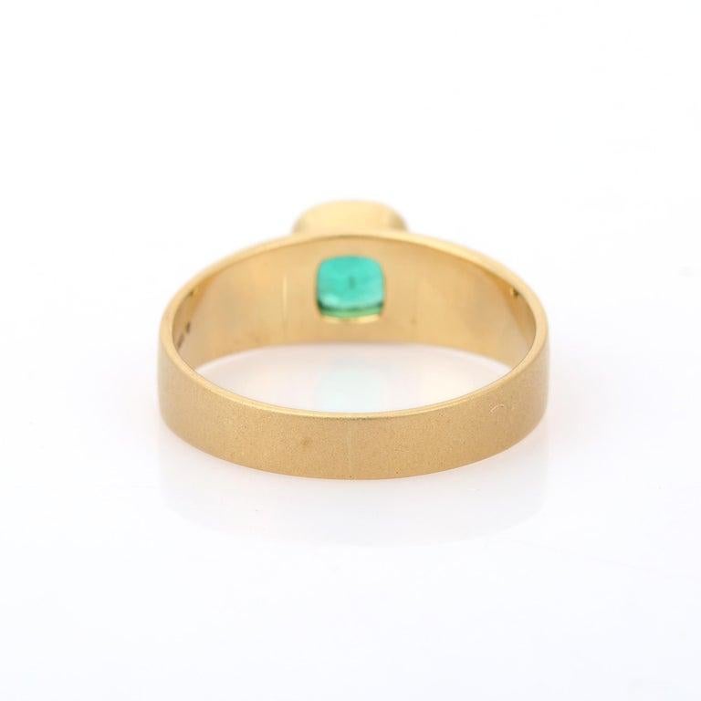 En vente :  Bague unisexe en or jaune massif 18k avec émeraude et Single Stone 7