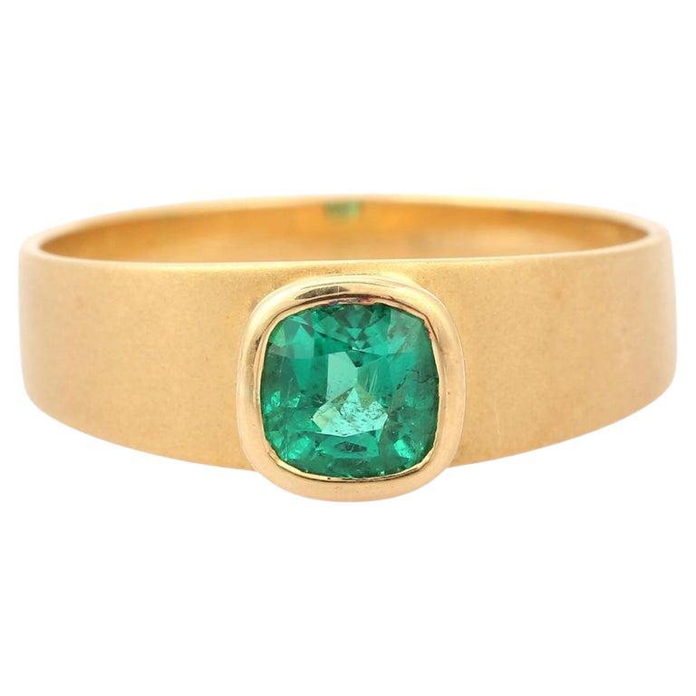 Unisex Emerald Single Stone Ring in 18k Solid Yellow Gold