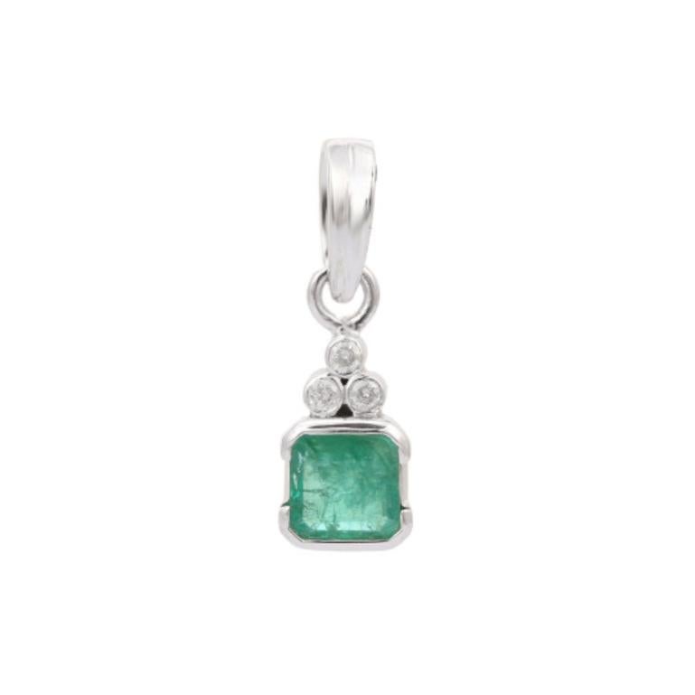 Facettierter Smaragd-Diamant- Everyday-Anhänger aus Sterlingsilber, Unisex (Art déco) im Angebot