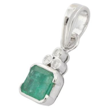 Unisex Faceted Emerald Diamond Everyday Pendant in Sterling Silver For Sale