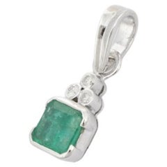 Unisex Faceted Emerald Diamond Everyday Pendant in Sterling Silver